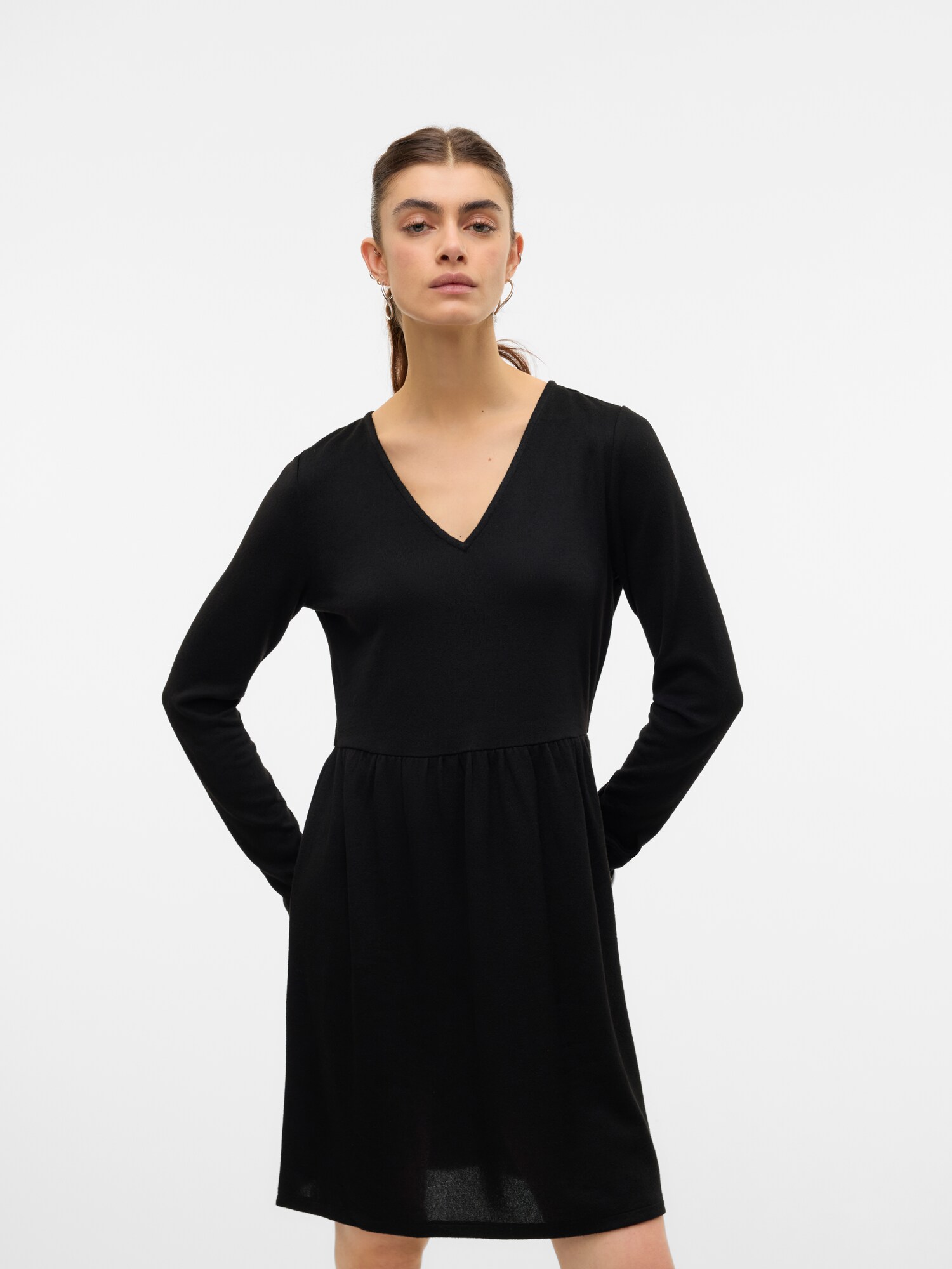 VERO MODA Šaty 'VMOLIVE' čierna (obrázok 5)