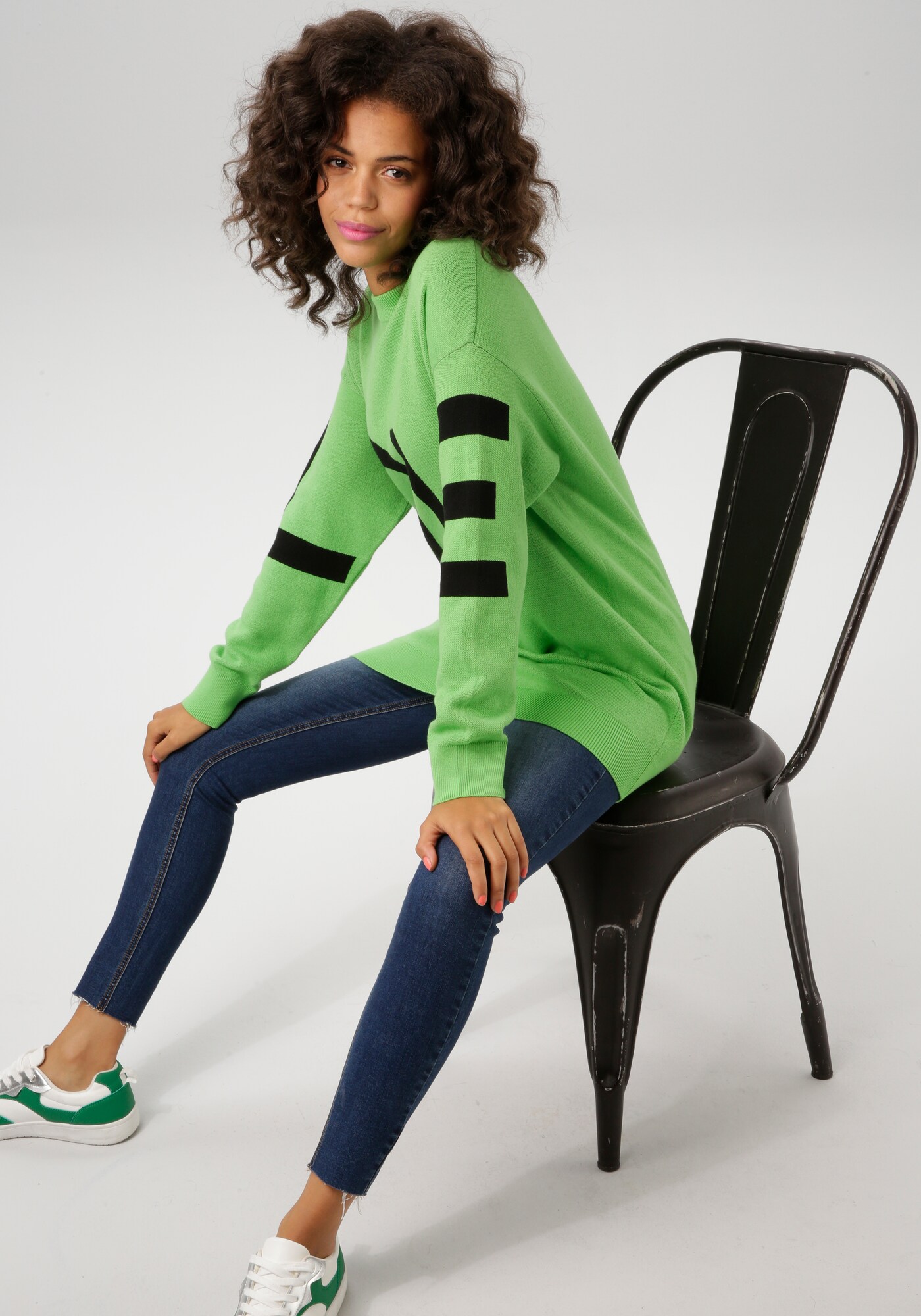 Thumbnail - Pullover
