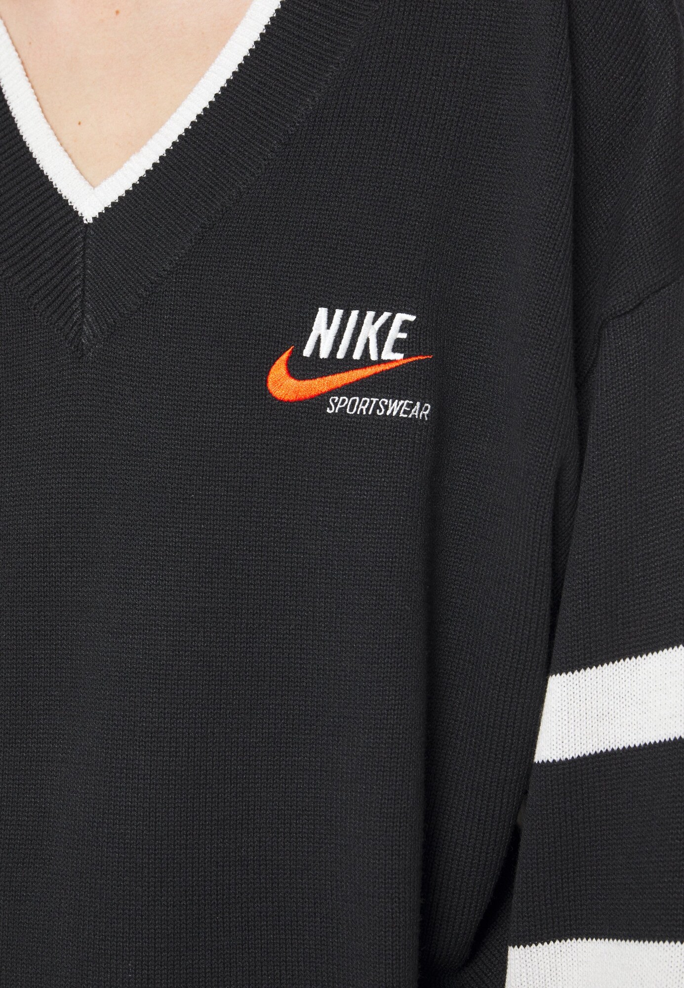 NIKE Sudadera 'NSW Trend'  rojo / negro / blanco – imagen 3
