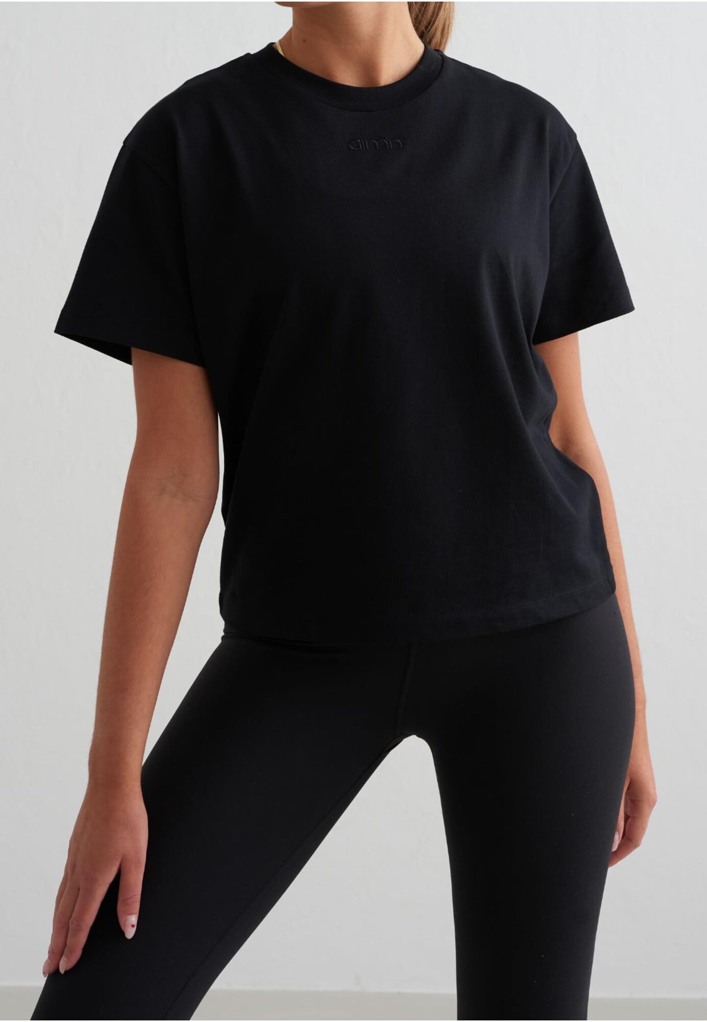 Aimn Tricou    negru