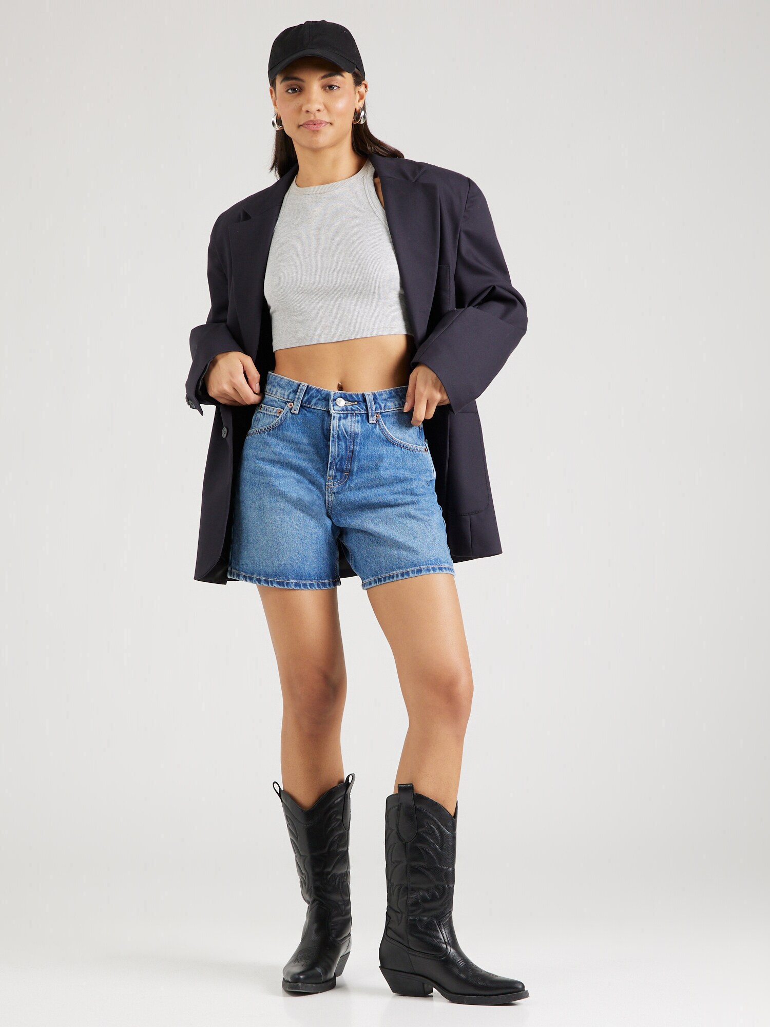 Thumbnail - TOPSHOP Shorts Editor
