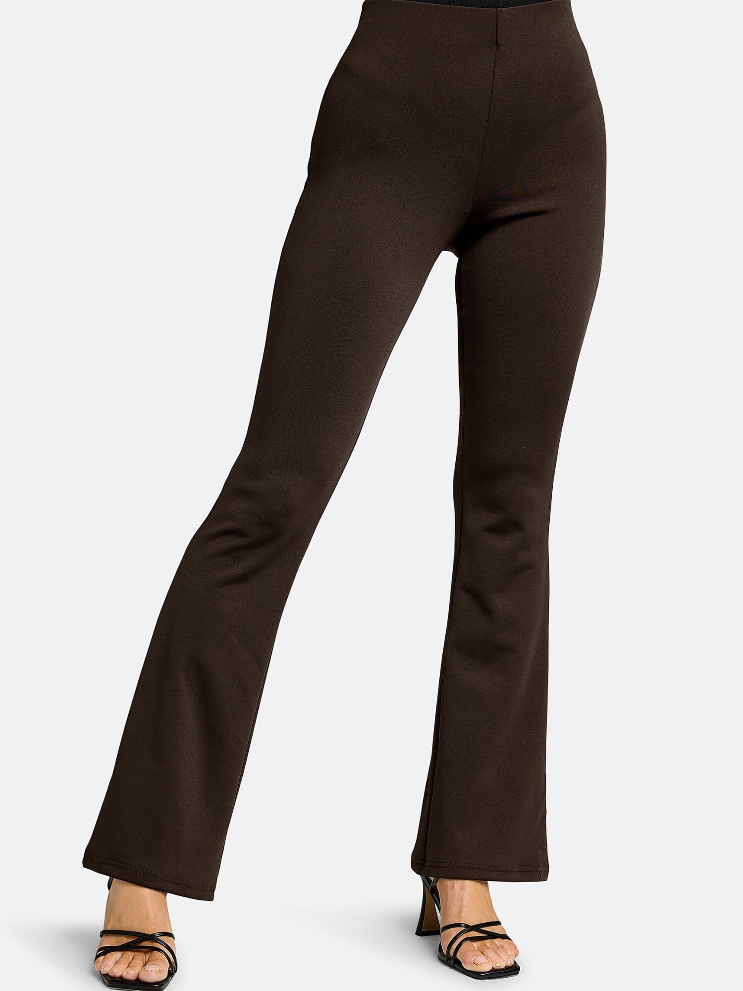 Liberte Essentiel Pantaloni ' HENNY '  maro