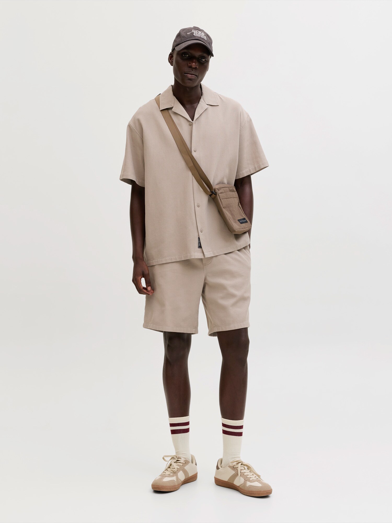 JACK & JONES Košeľa 'JJGlobal'  kaki (obrázok 5)