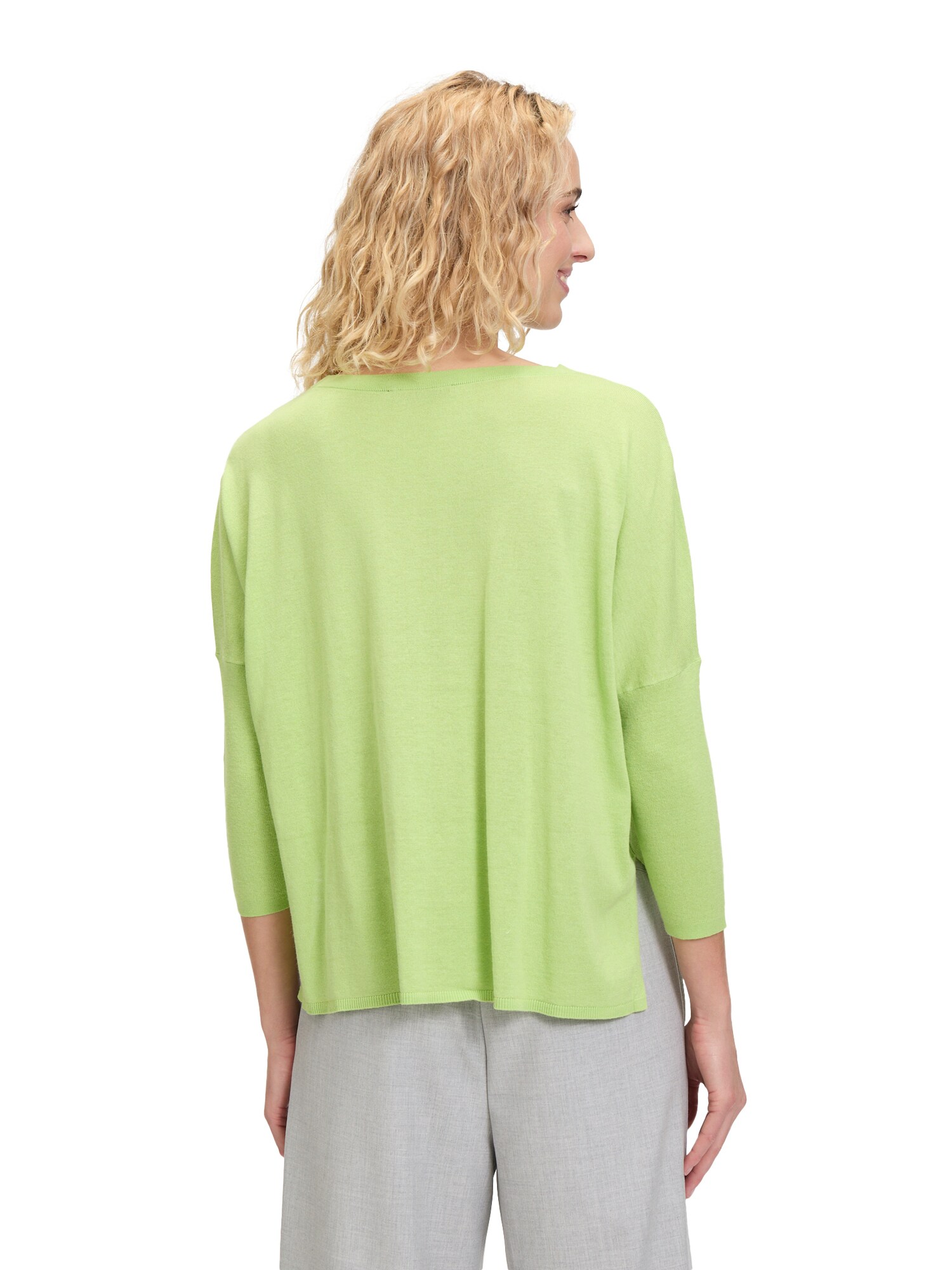 Thumbnail - Pullover