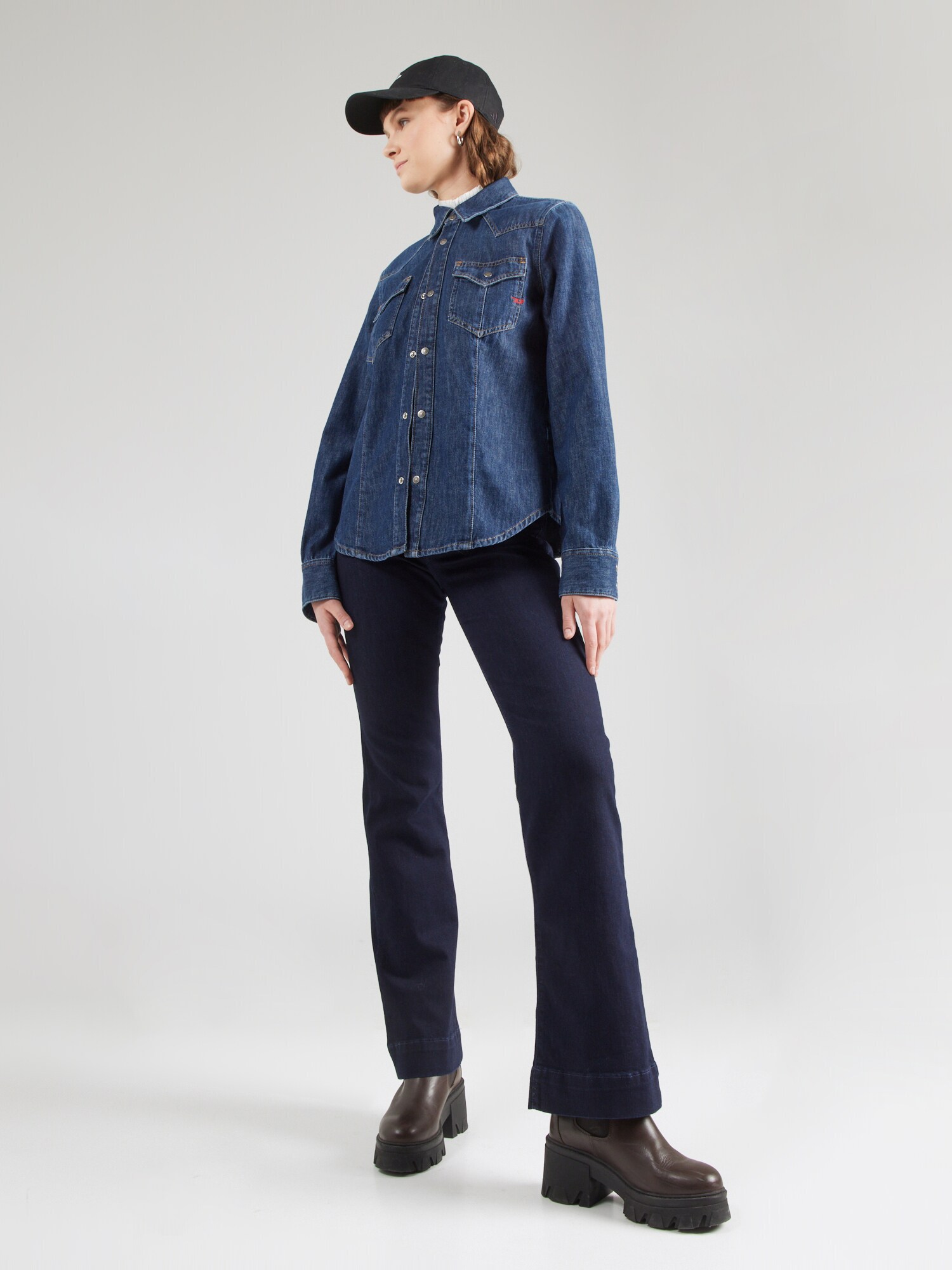 Thumbnail - Jeans