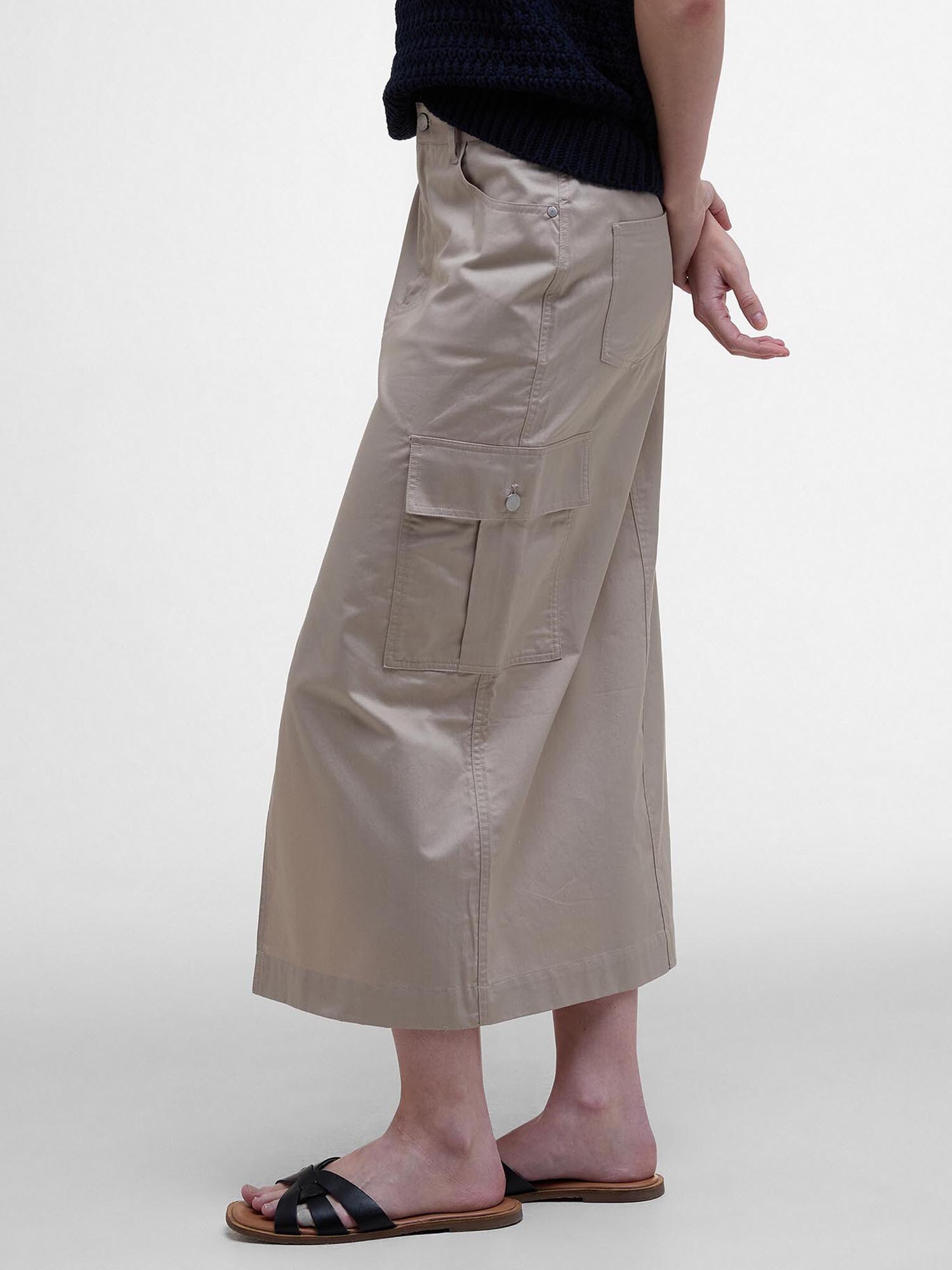 Thumbnail - Barbour Rock Luna