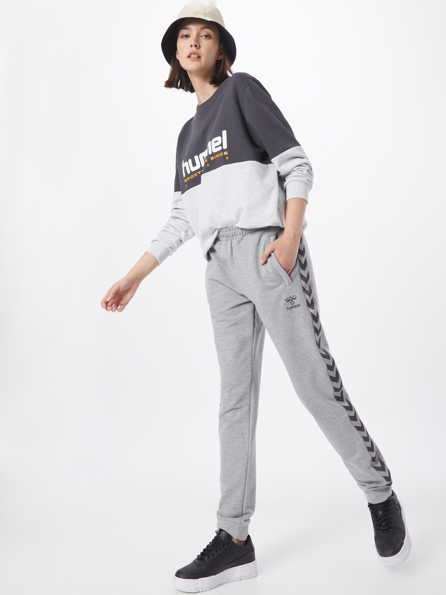 Thumbnail - Hose