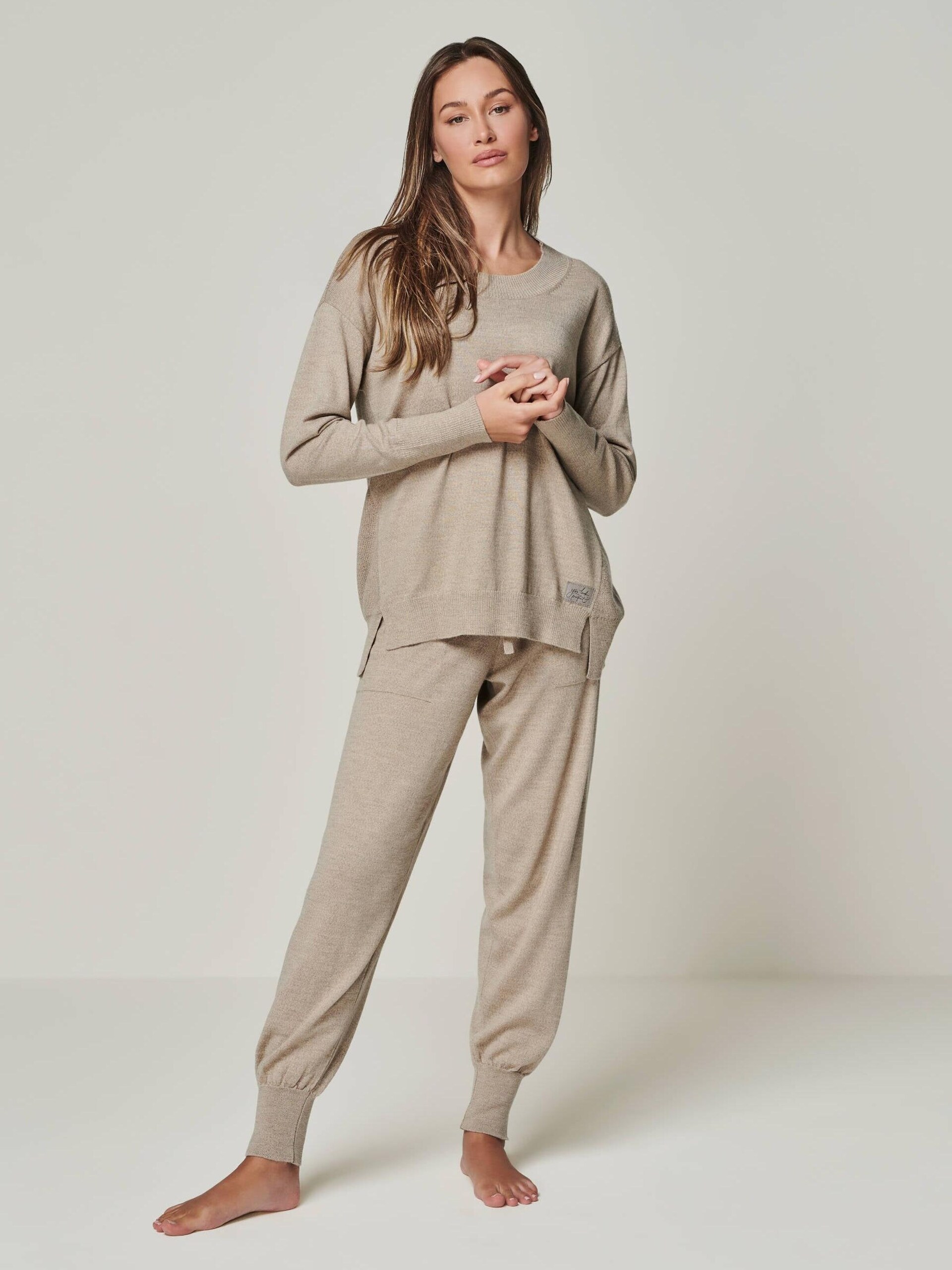YOU LOOK PERFECT Hemmadräkt 'LOUNGEWEAR SET Pullover Bella & Pants Bella' pyjamas & nattlinnen dam