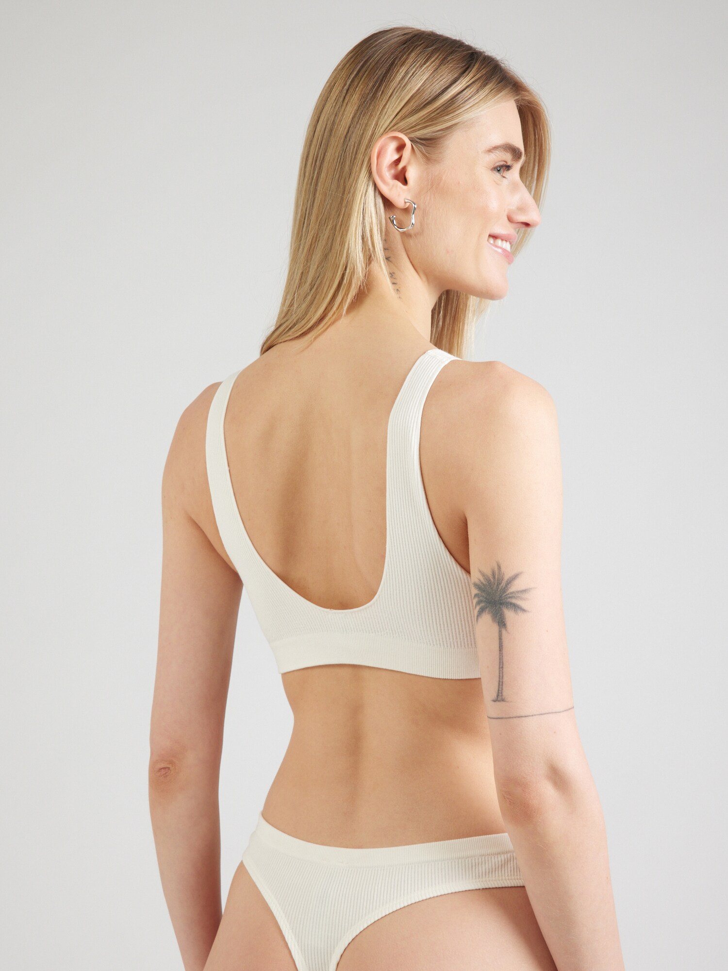 Thumbnail - OH APRIL BH OH APRIL x LOVE Stories - Josey