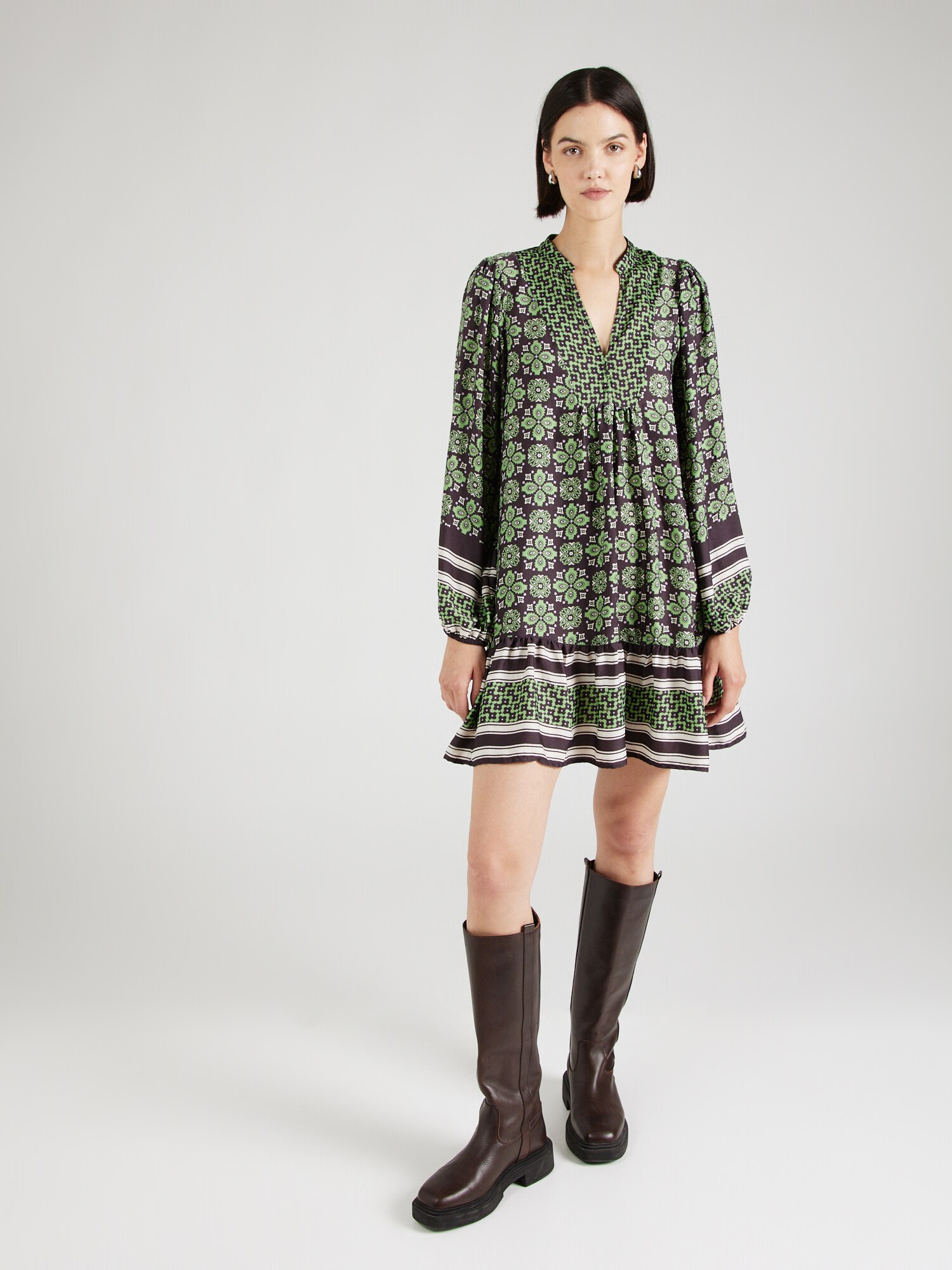 VERO MODA Ruha 'VMRYA'  antracit / zöld / fehér termék 2. képe