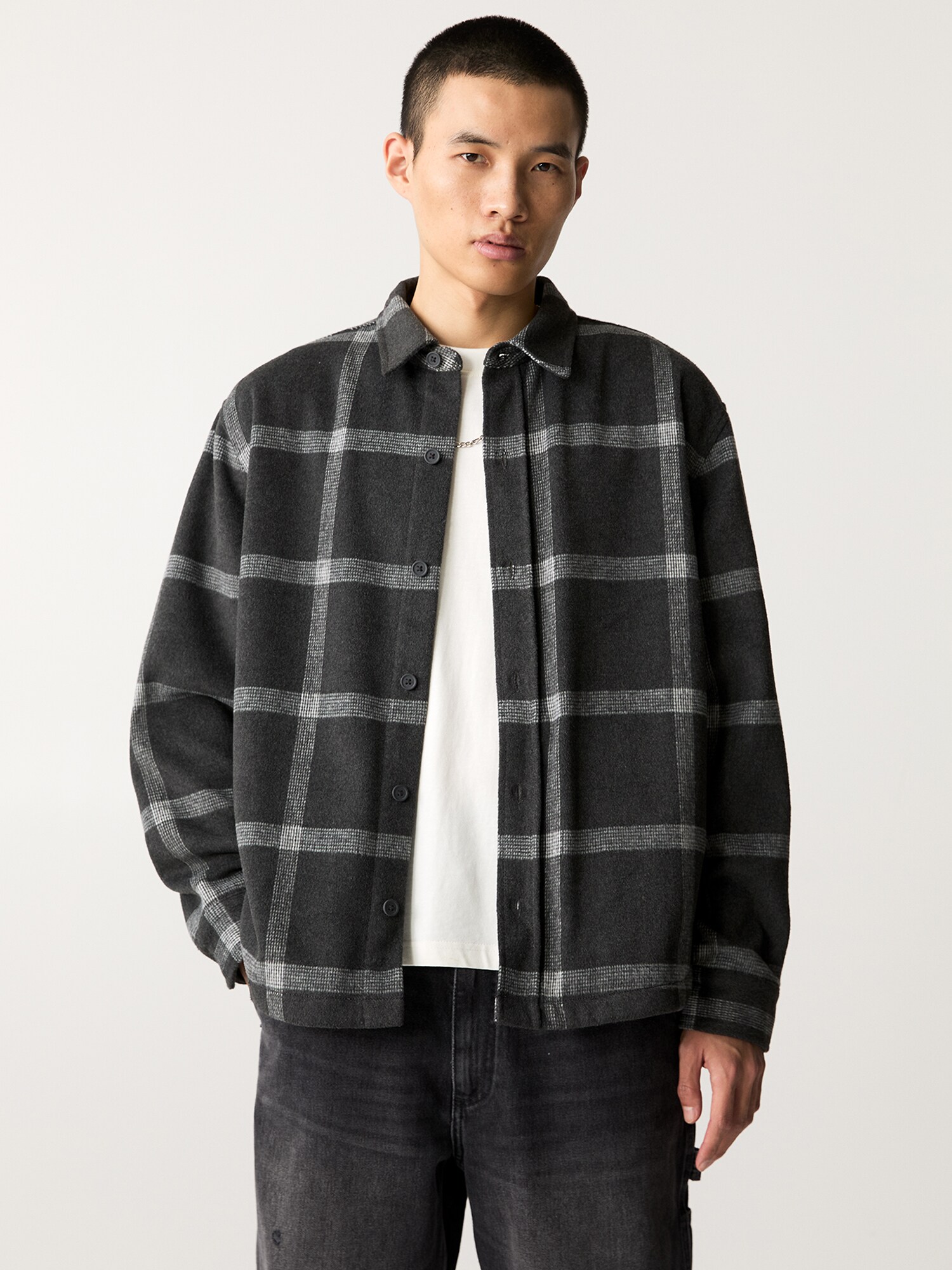 Pull&Bear Ing  fekete / fehér termék 2. képe
