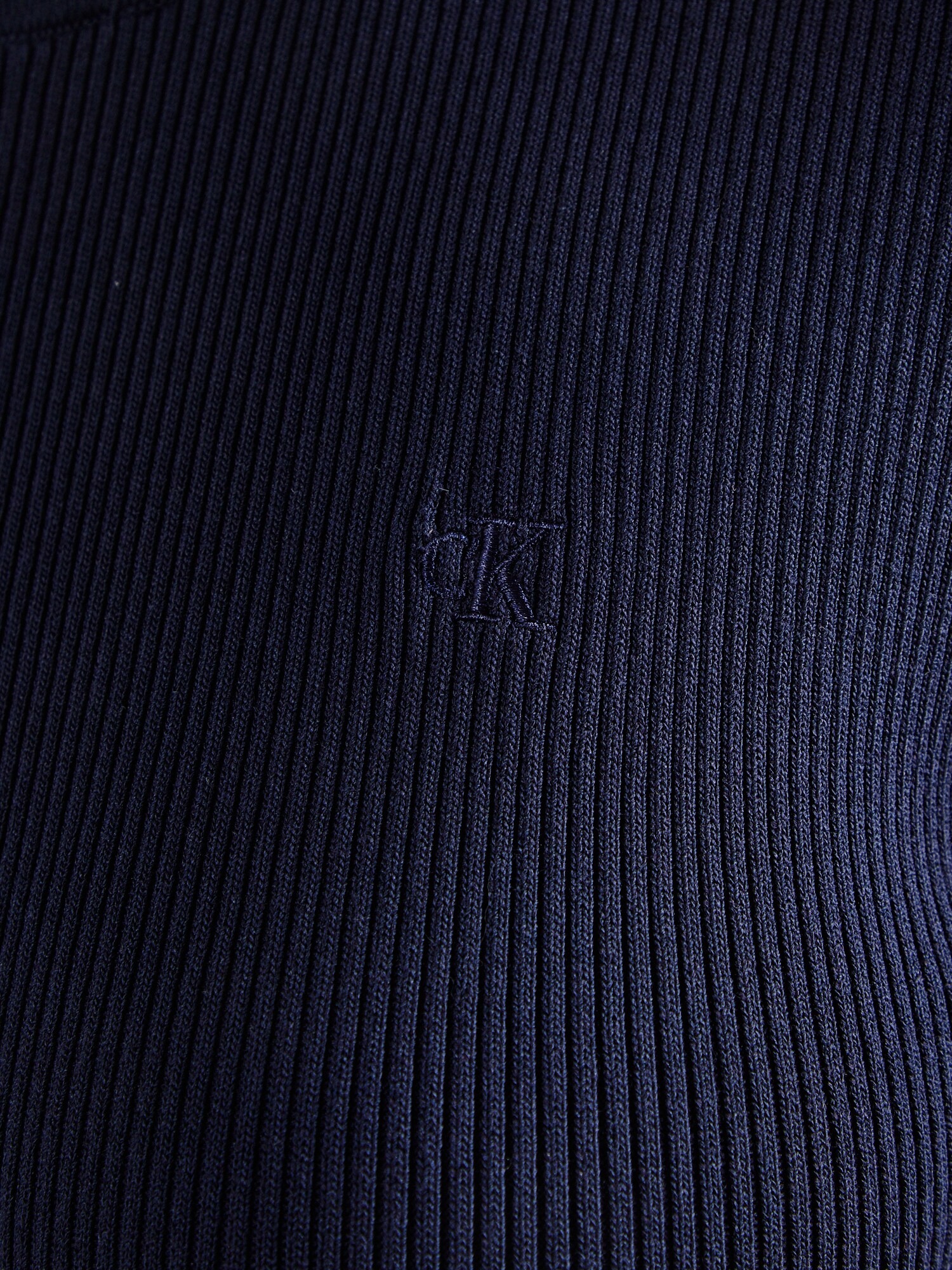 Calvin Klein Jeans Pletené šaty námornícka modrá (obrázok 5)