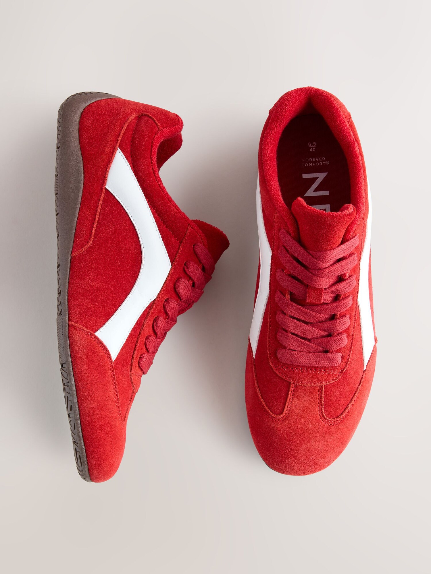 Thumbnail - Next Sneaker