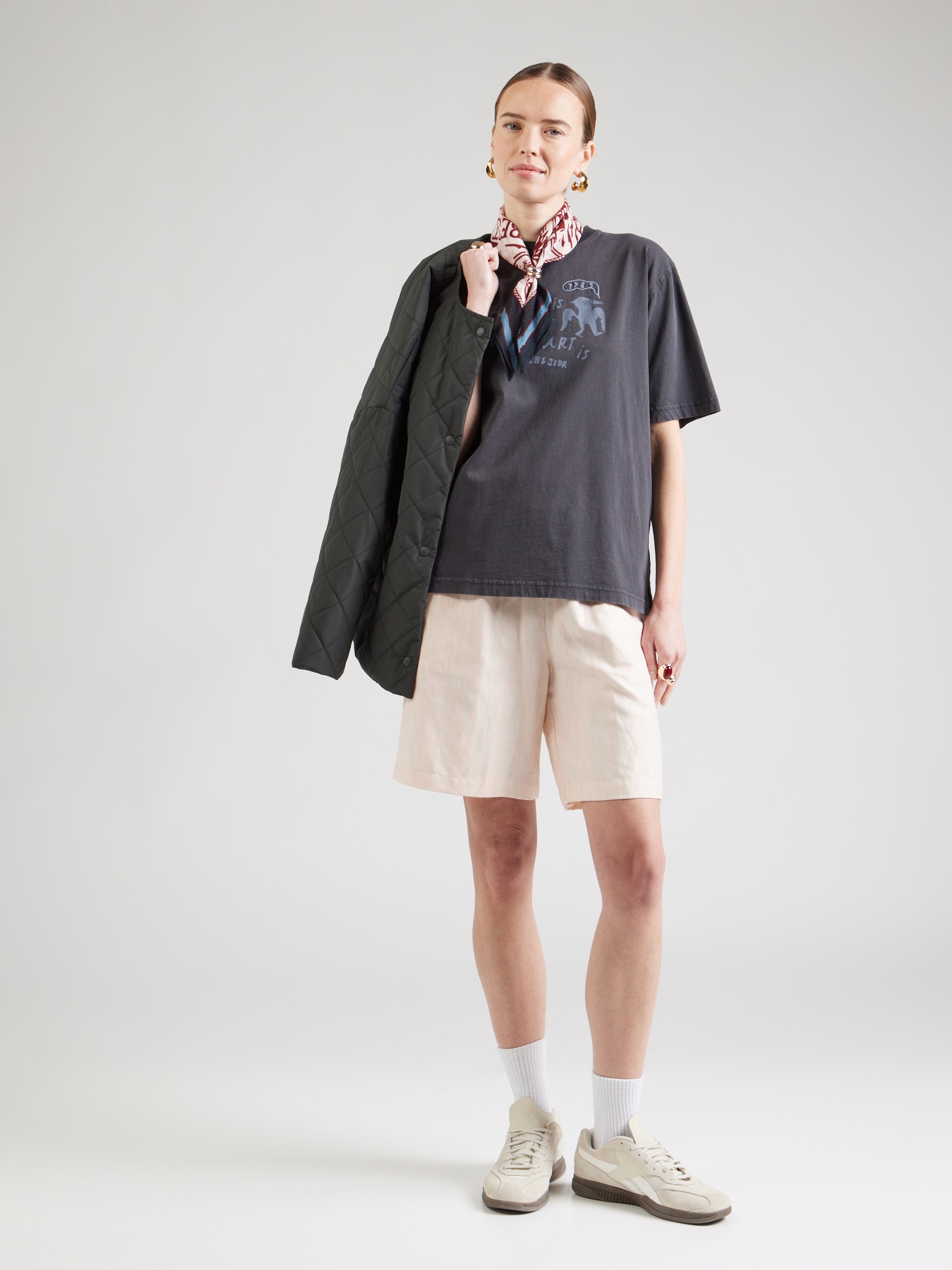 Thumbnail - T-Shirt