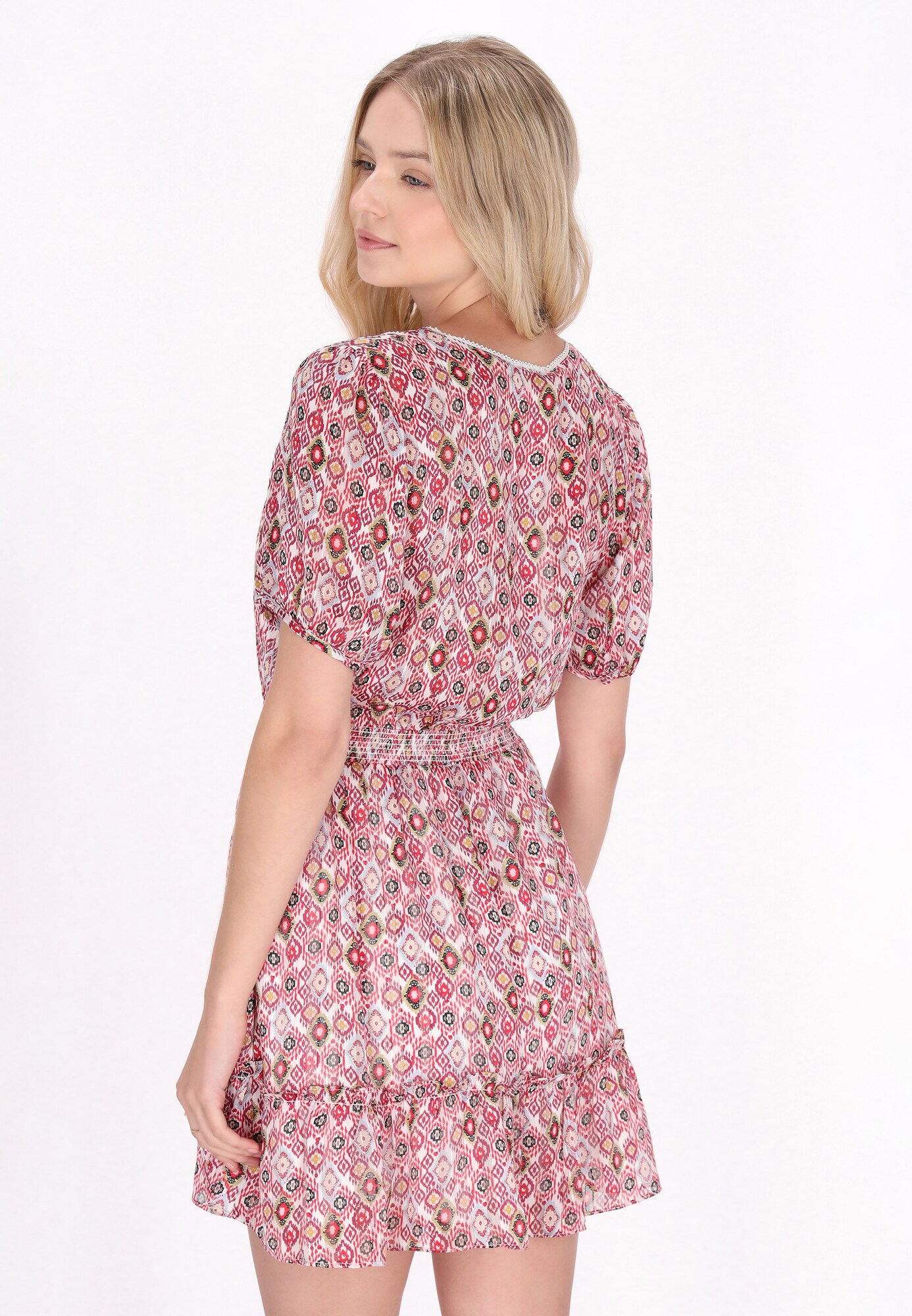 Thumbnail - IZIA Kleid Fashion Look