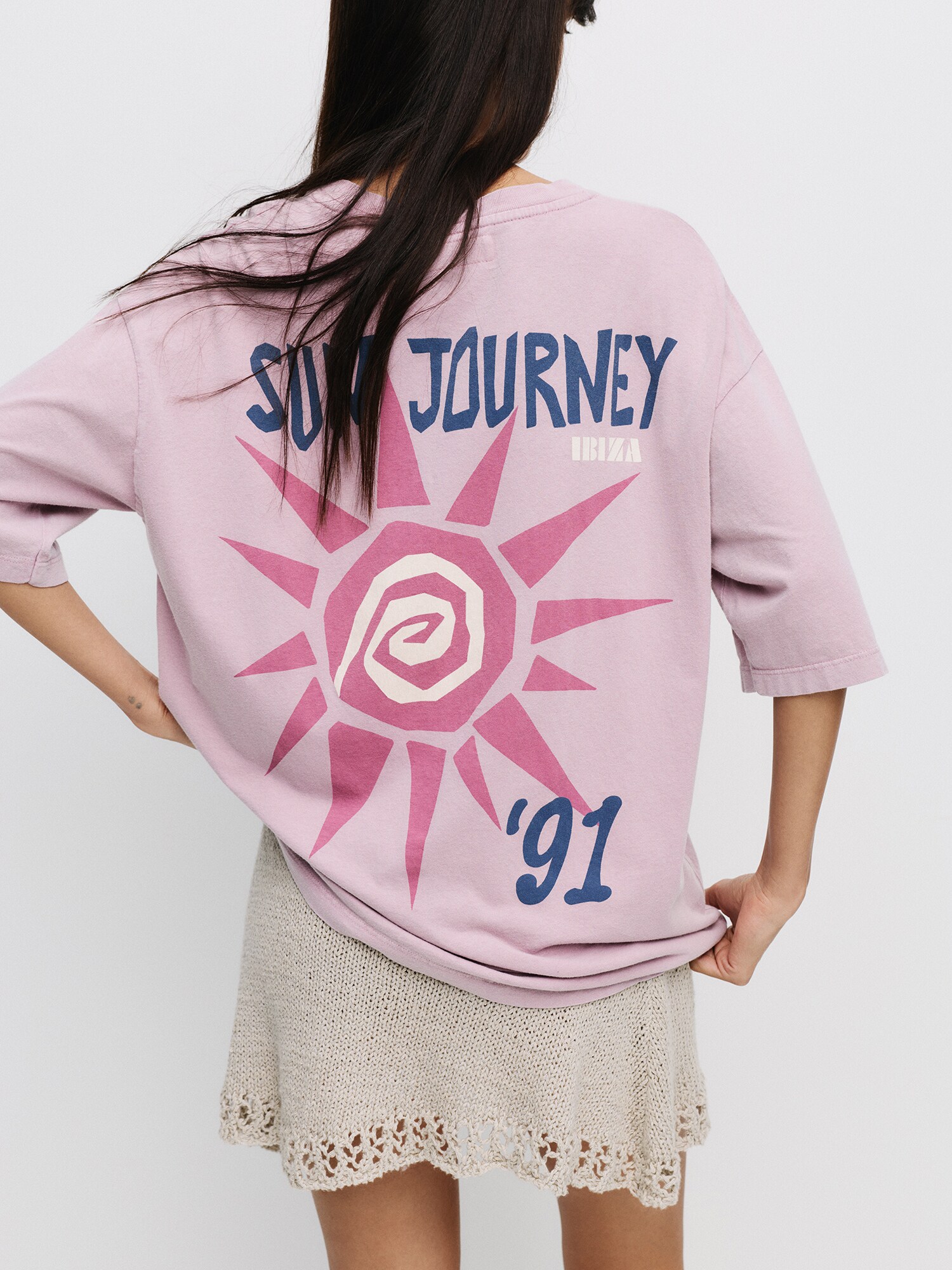 Pull&Bear Oversize póló  ekrü / tengerészkék / orgona / rózsaszín termék 2. képe