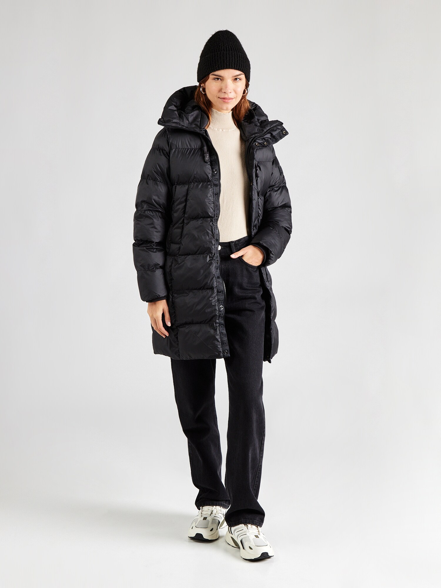 Thumbnail - Parka