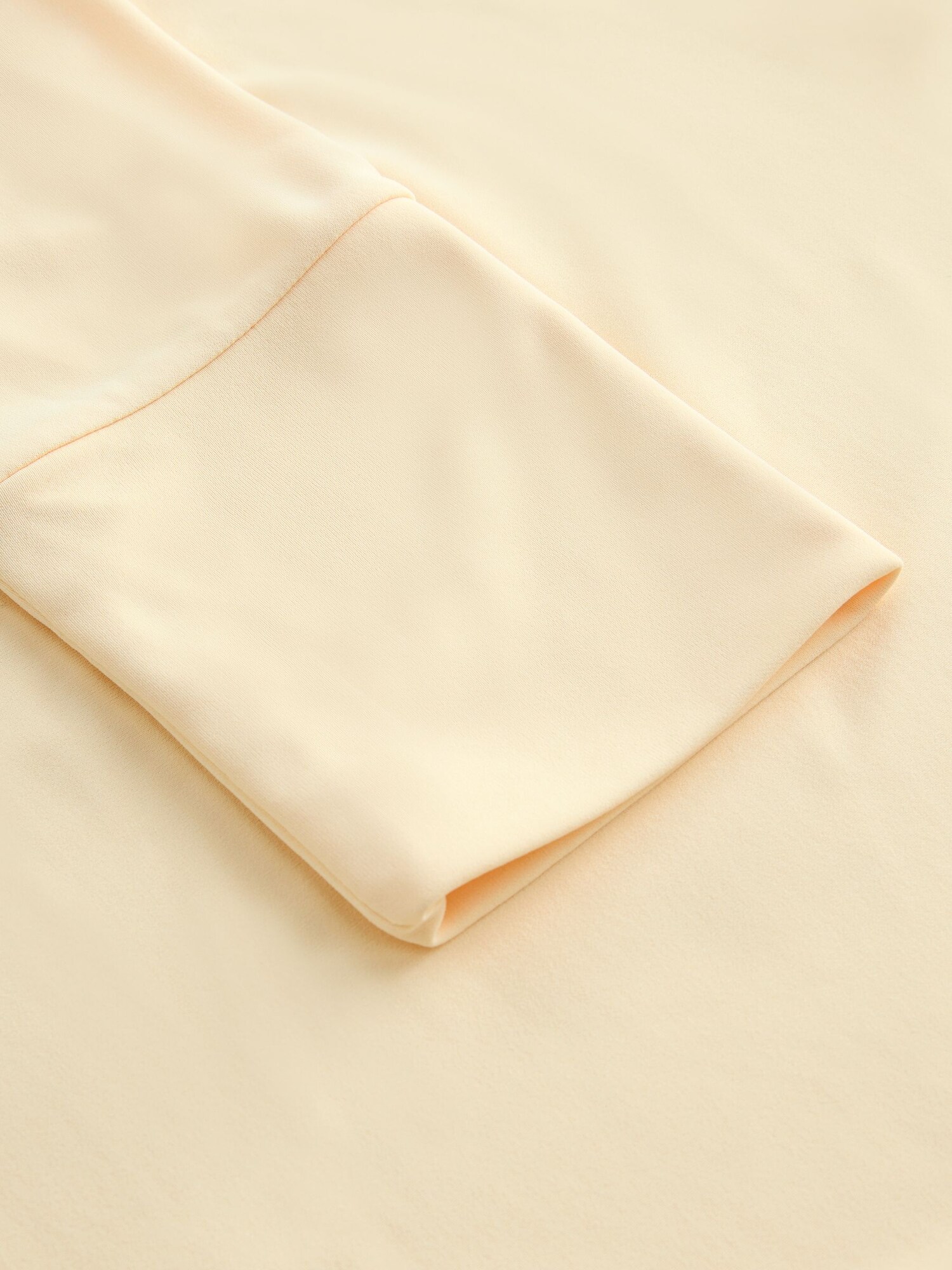 Thumbnail - Next Shirt