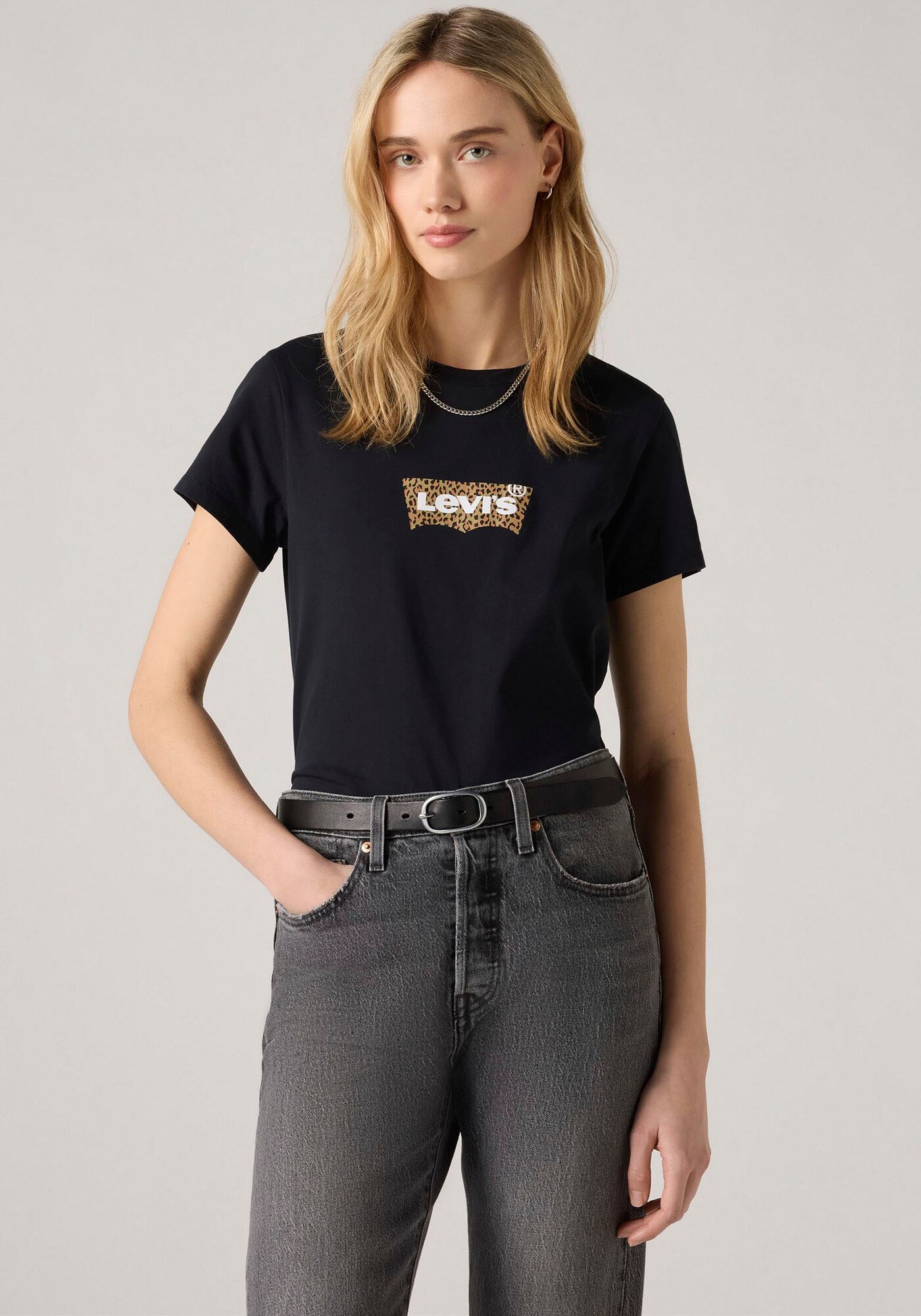 Thumbnail - T-Shirt