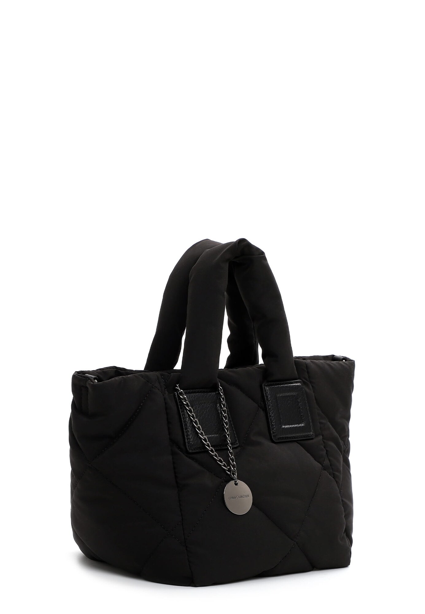 Thumbnail - Emily & Noah Shopper E&N Hanni