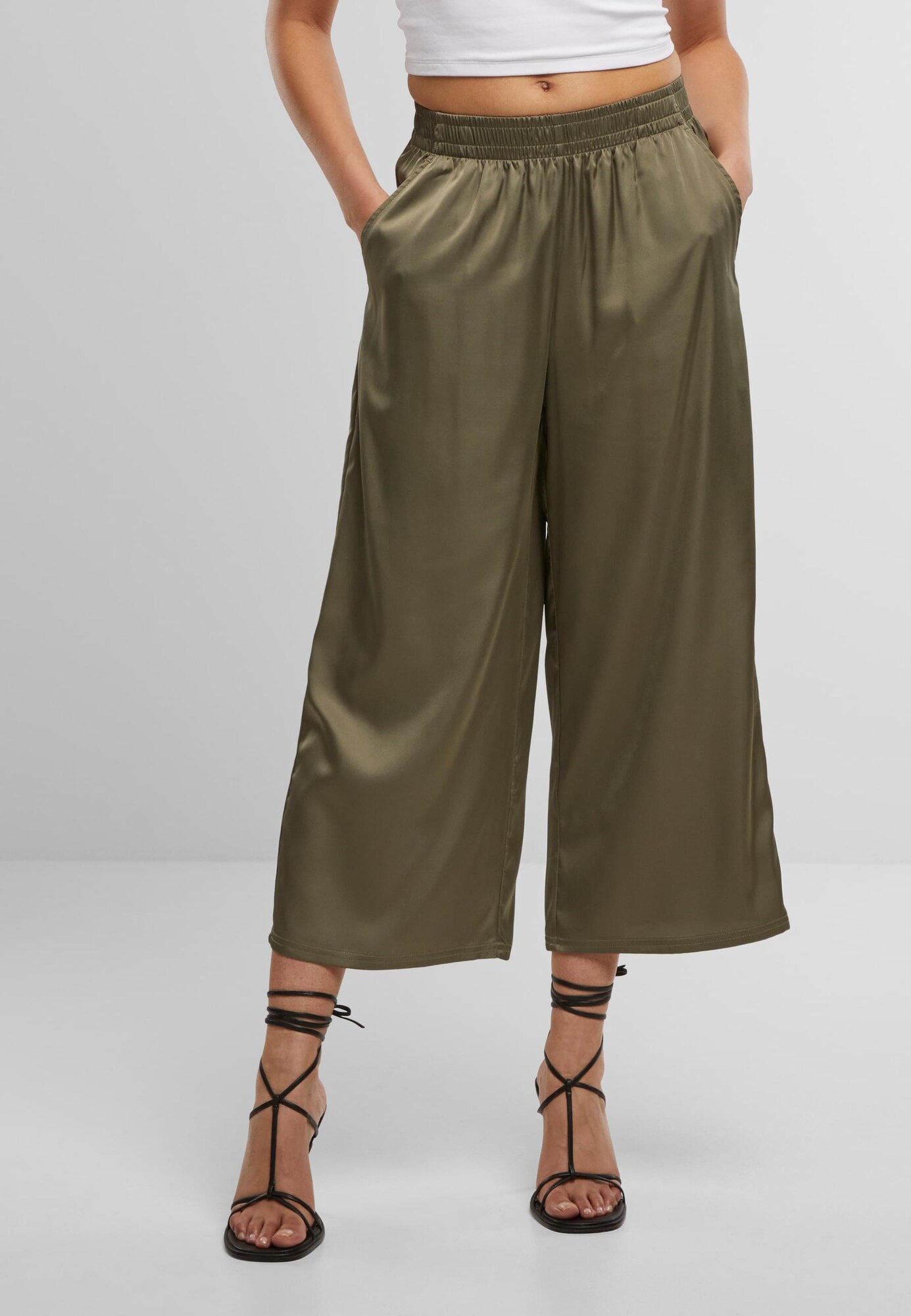 Thumbnail - Urban Classics Ladies Satin Wide Leg Culotte