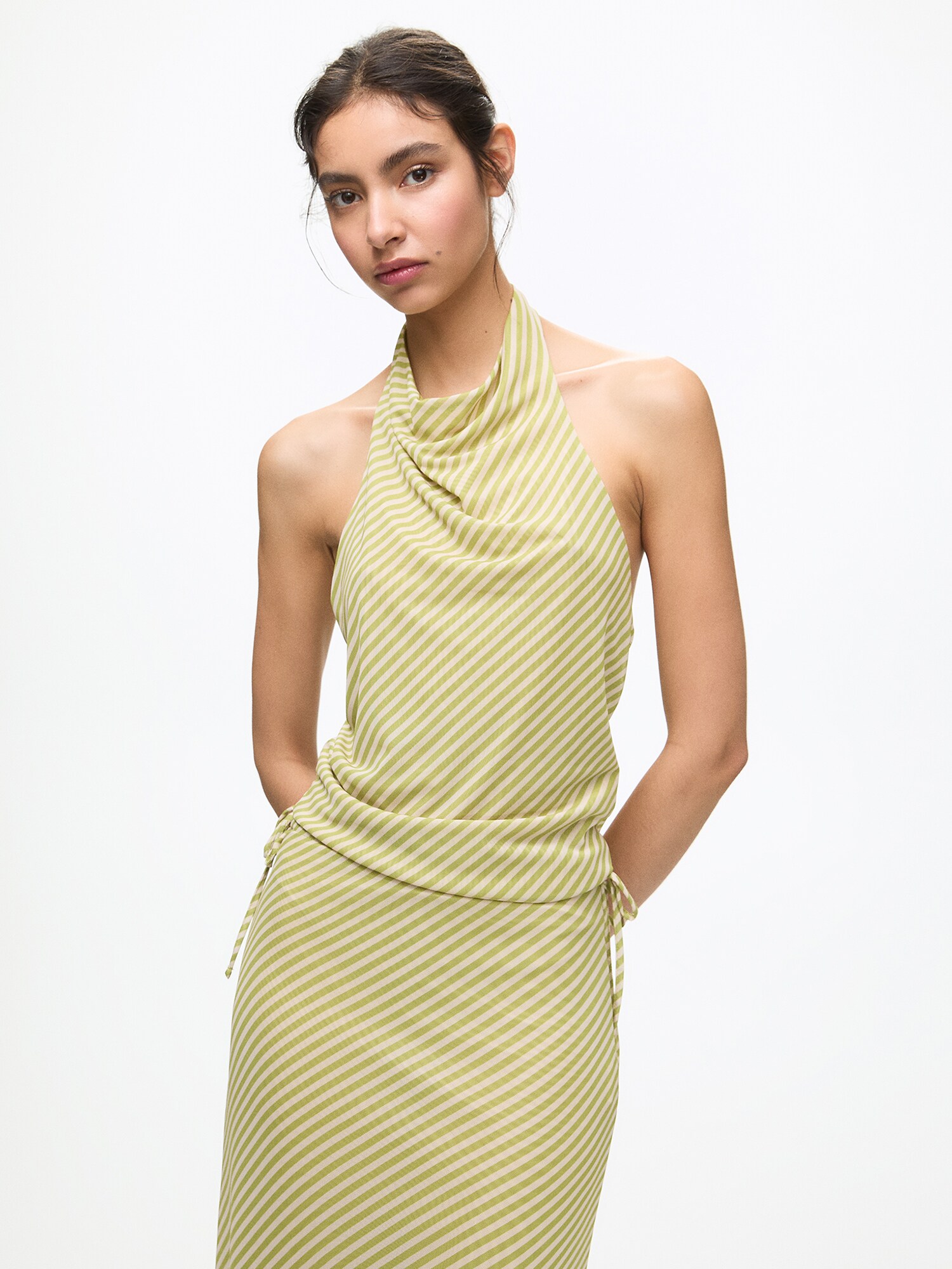 Pull&Bear Top  bézs / világoszöld termék 2. képe