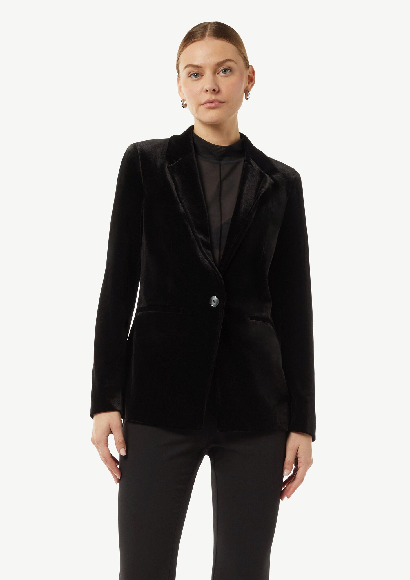 Thumbnail - Blazer