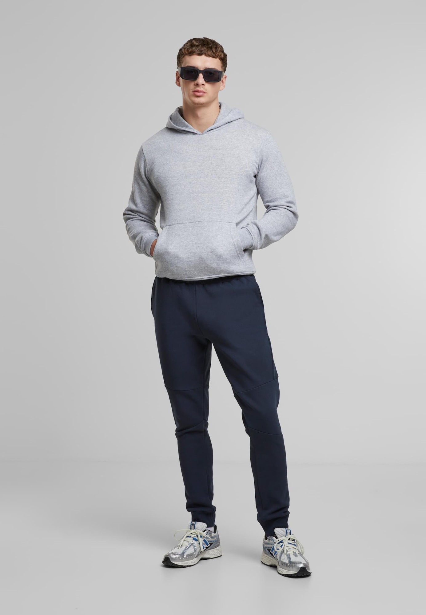 Urban Classics Mikina 'Essential' sivá (obrázok 6)