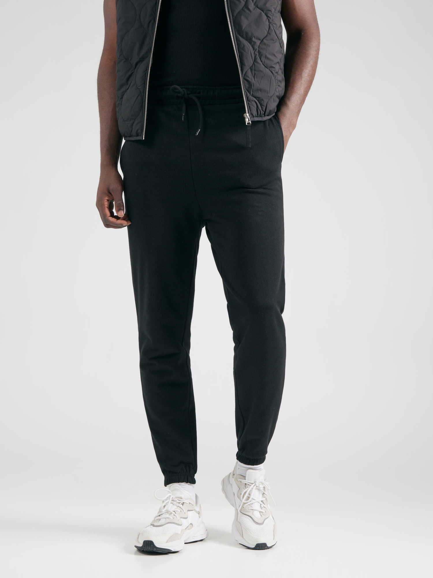 JACK & JONES Nadrág  fekete / fehér termék 2. képe