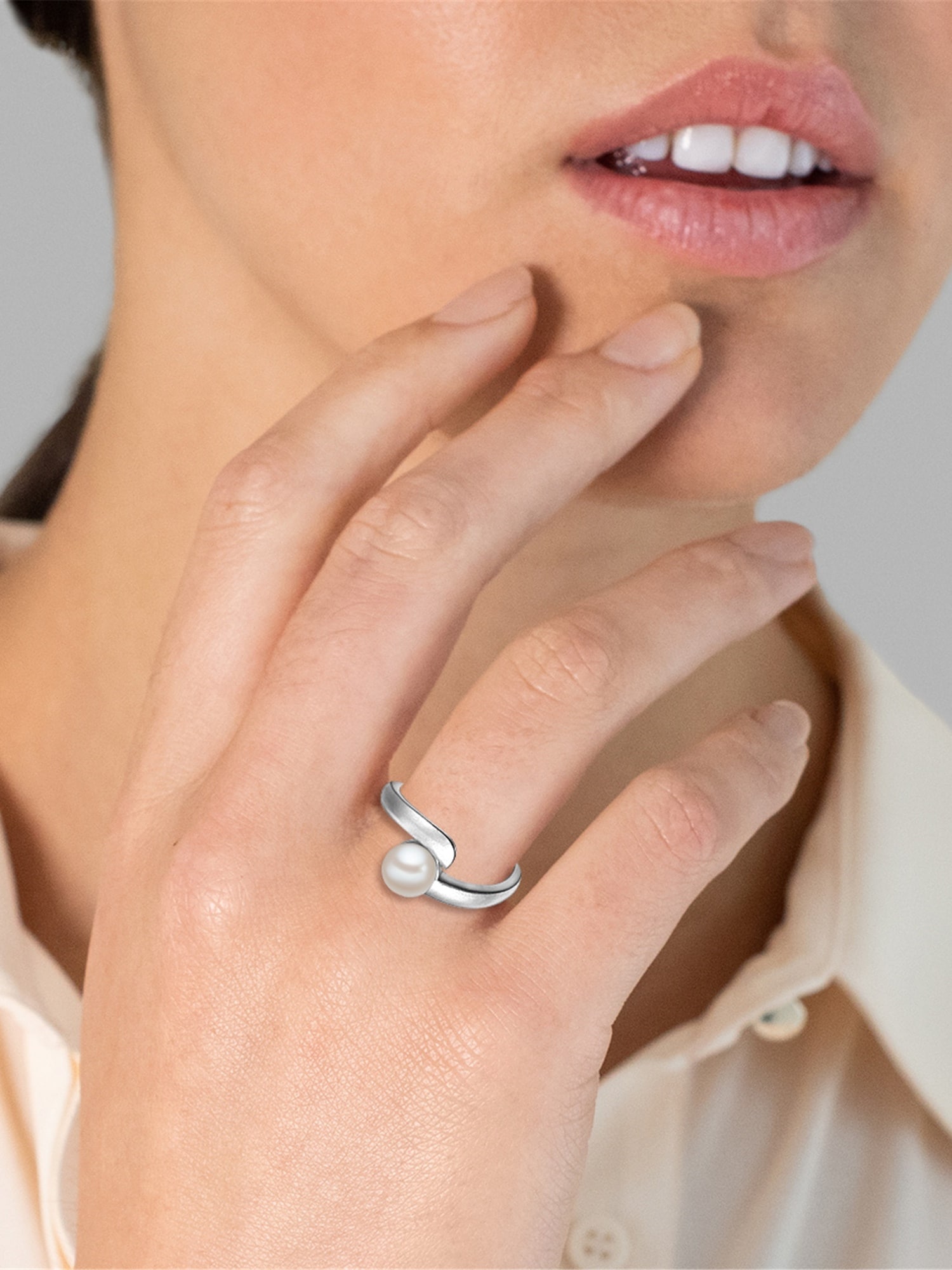 Thumbnail - Rafaela Donata Ring