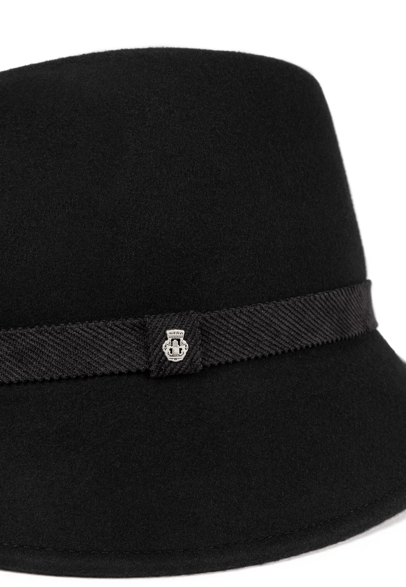 Thumbnail - Roeckl Hut Giverny