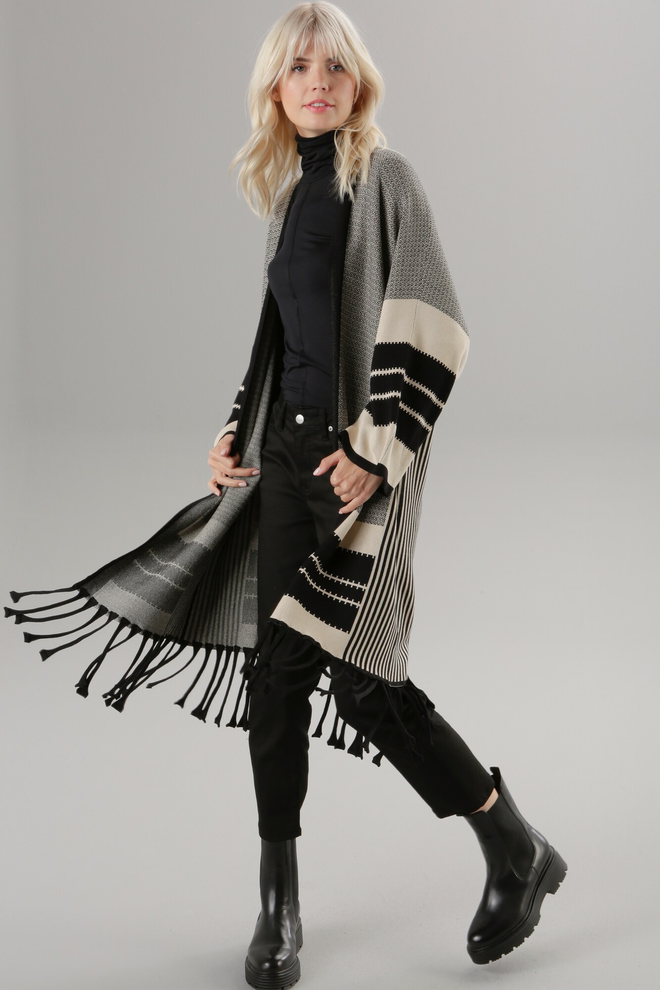 Thumbnail - Strickjacke