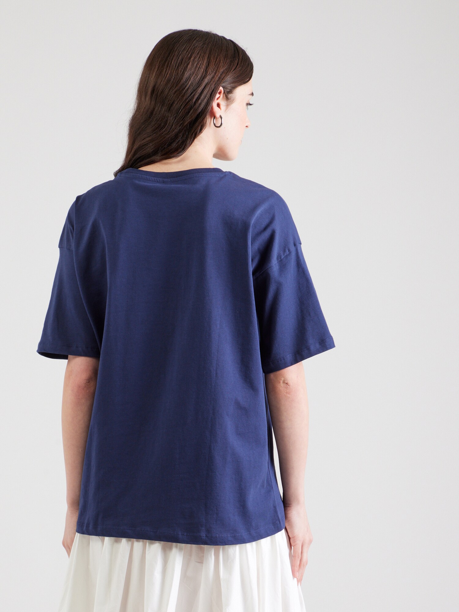 Thumbnail - T-Shirt