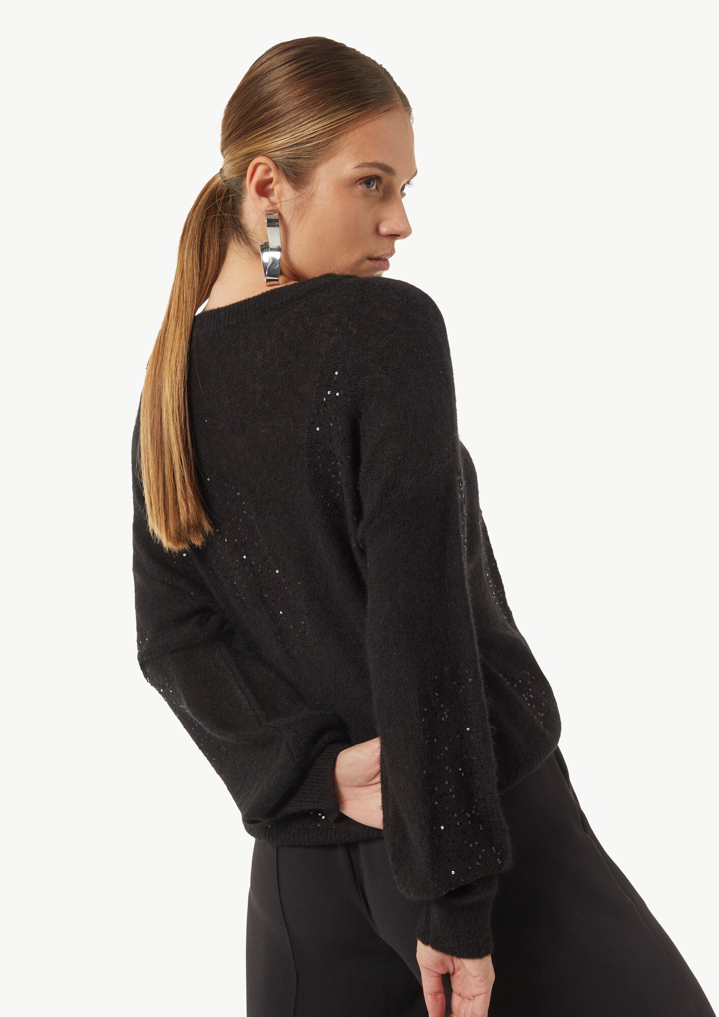 Thumbnail - Pullover