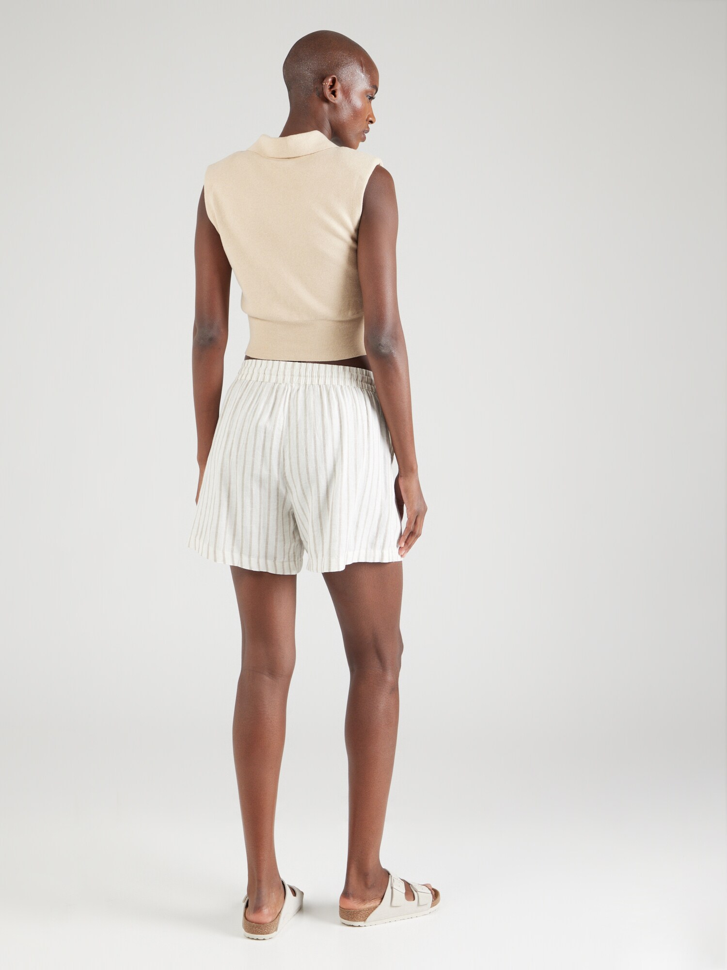 Thumbnail - Shorts 'Linn'