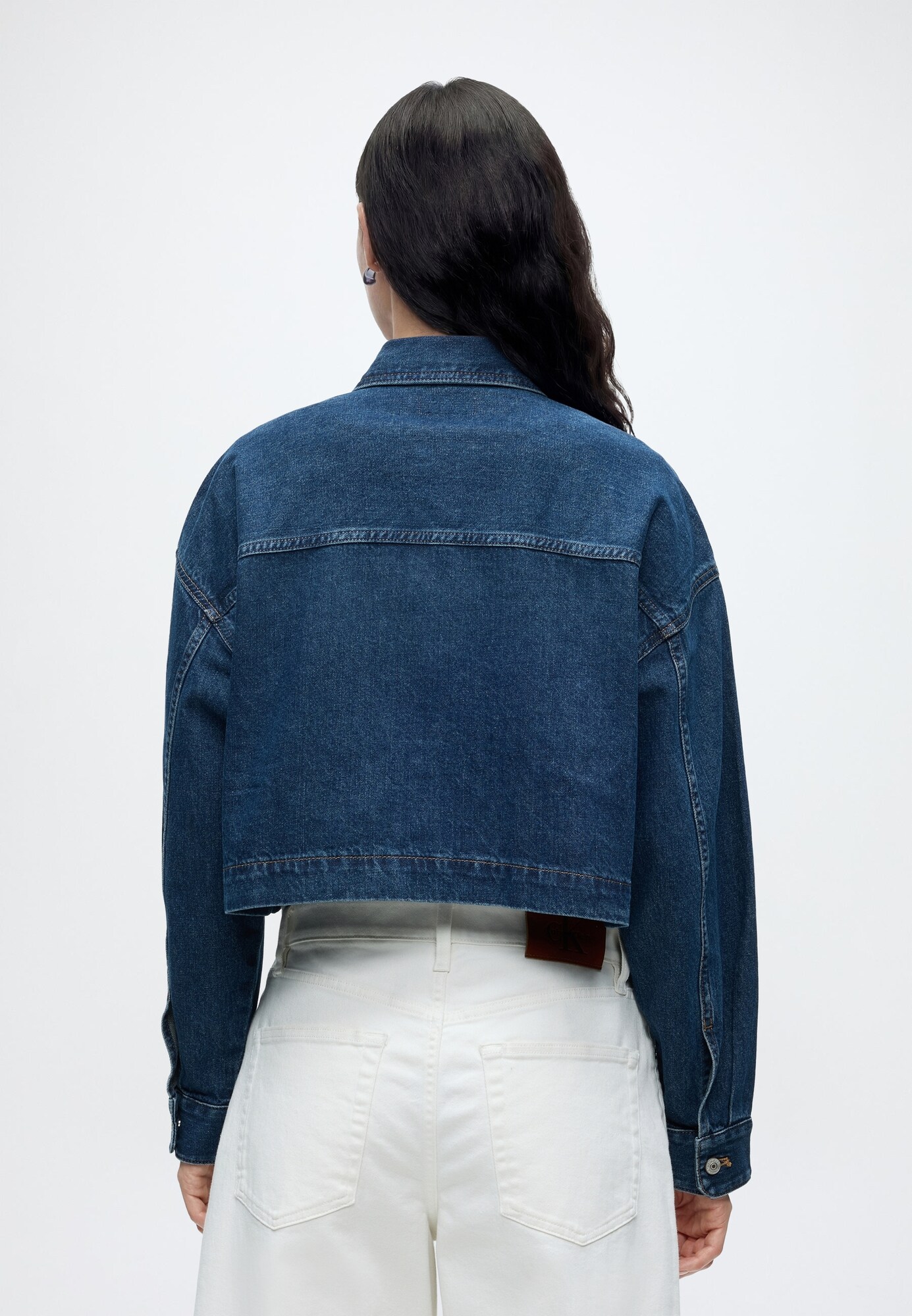 Calvin Klein Jeans Chaqueta de entretiempo  azul oscuro – imagen 3