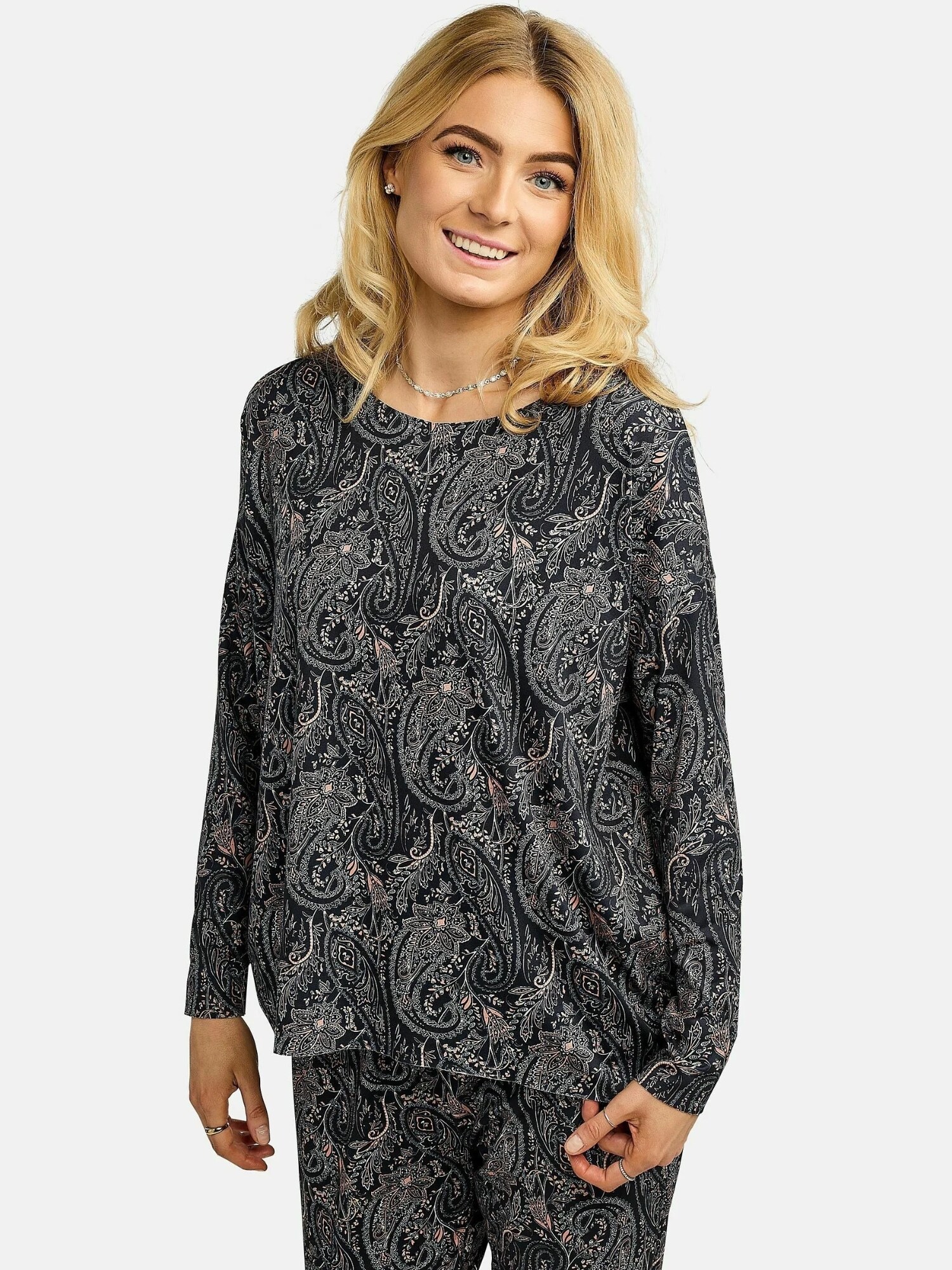Liberte Essentiel Tricou ' ALMA-LS '  gri