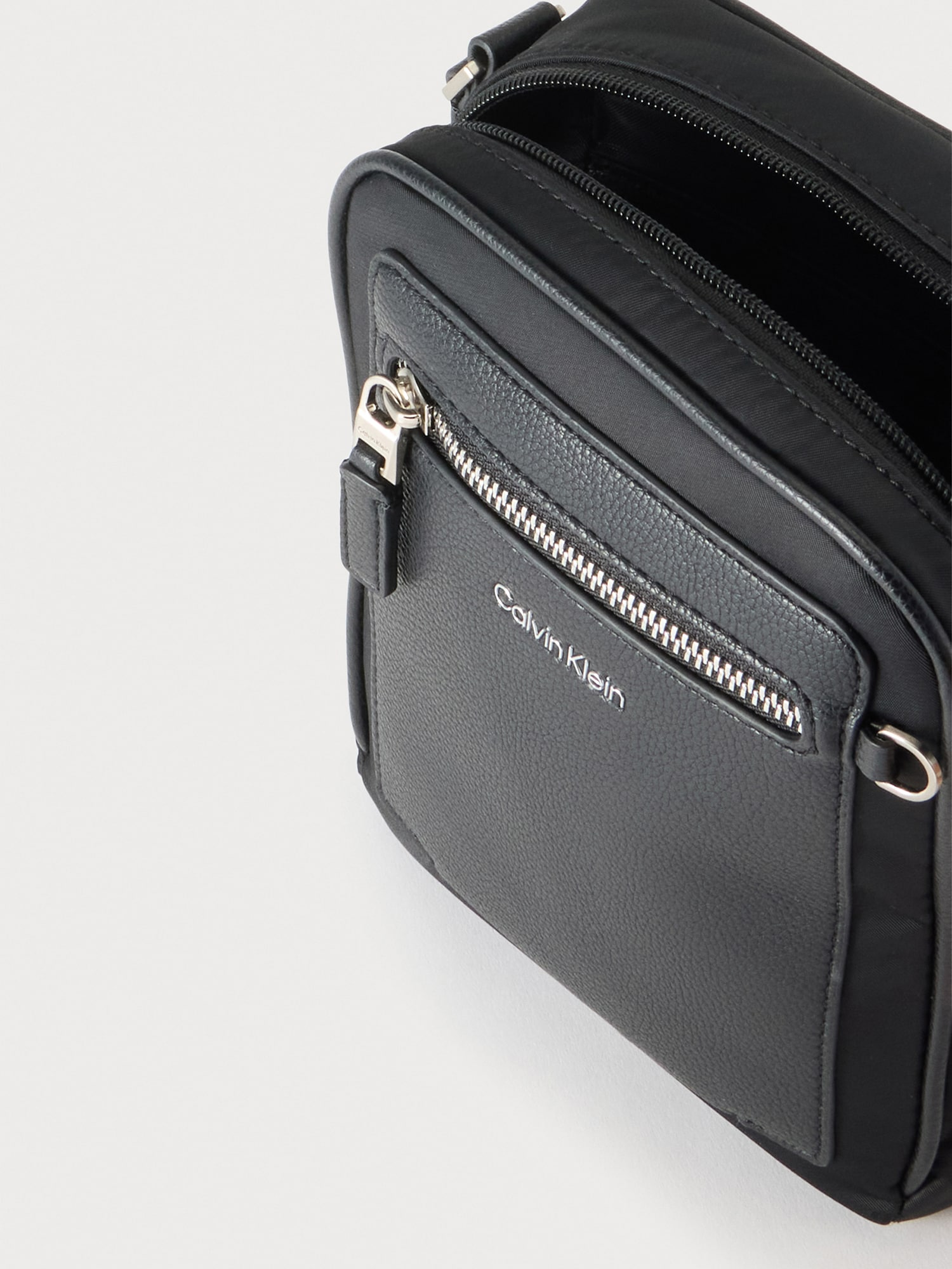 Calvin Klein Bandolera Lv04d3500g – imagen 3