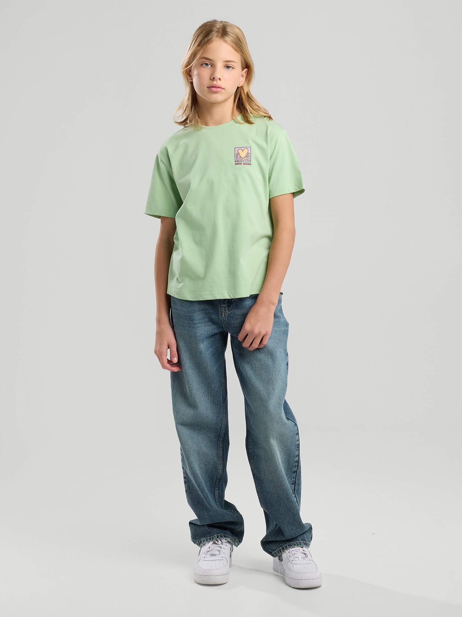 Thumbnail - T-Shirt