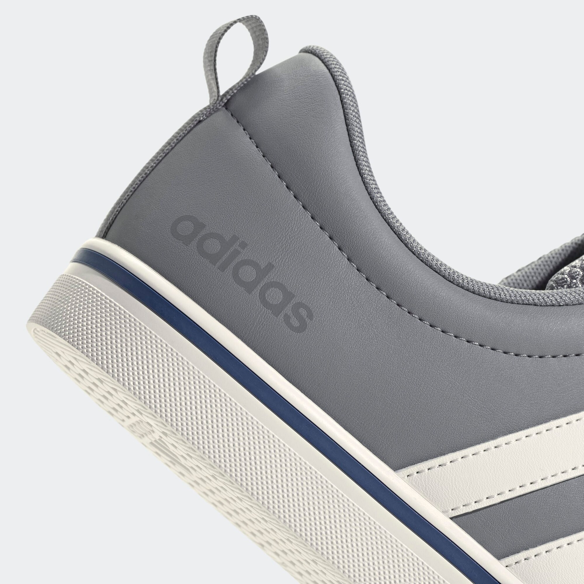Thumbnail - Sneaker