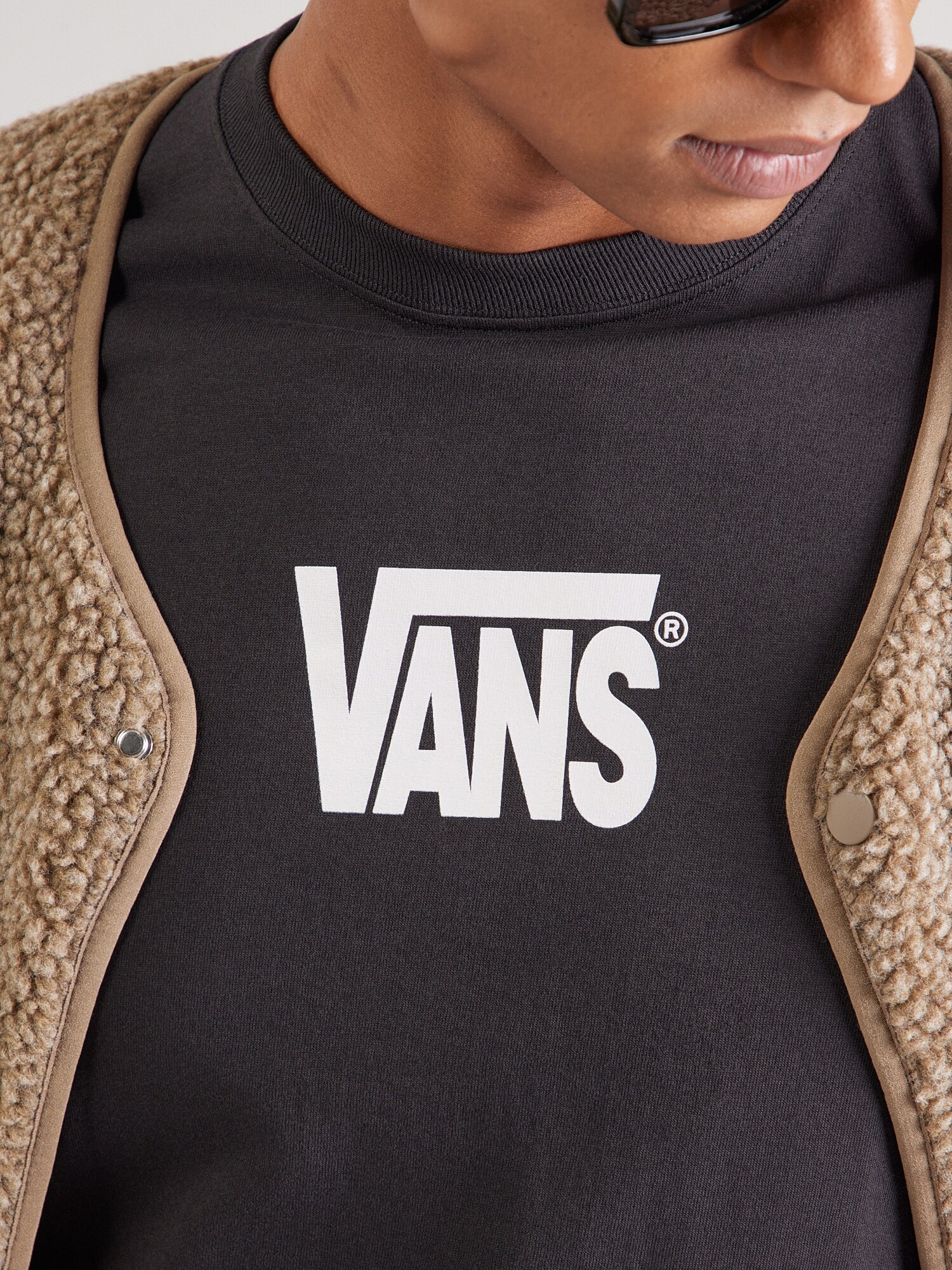 VANS Tričko  čierna / biela (obrázok 5)