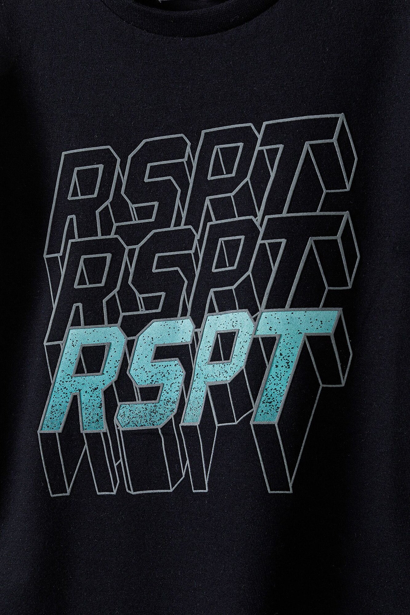 Thumbnail - T-Shirt