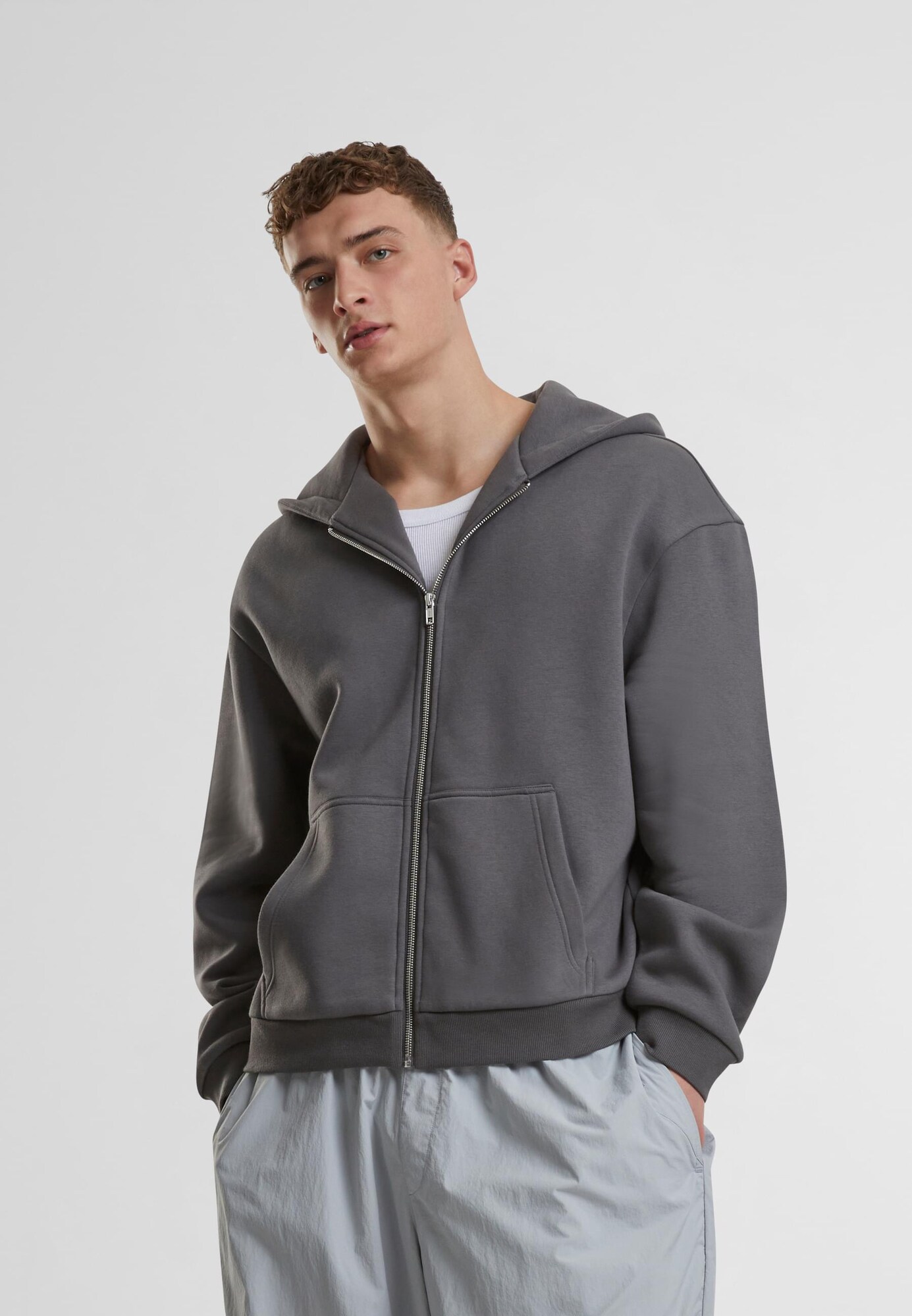 Urban Classics Tepláková bunda tmavosivá (obrázok 6)