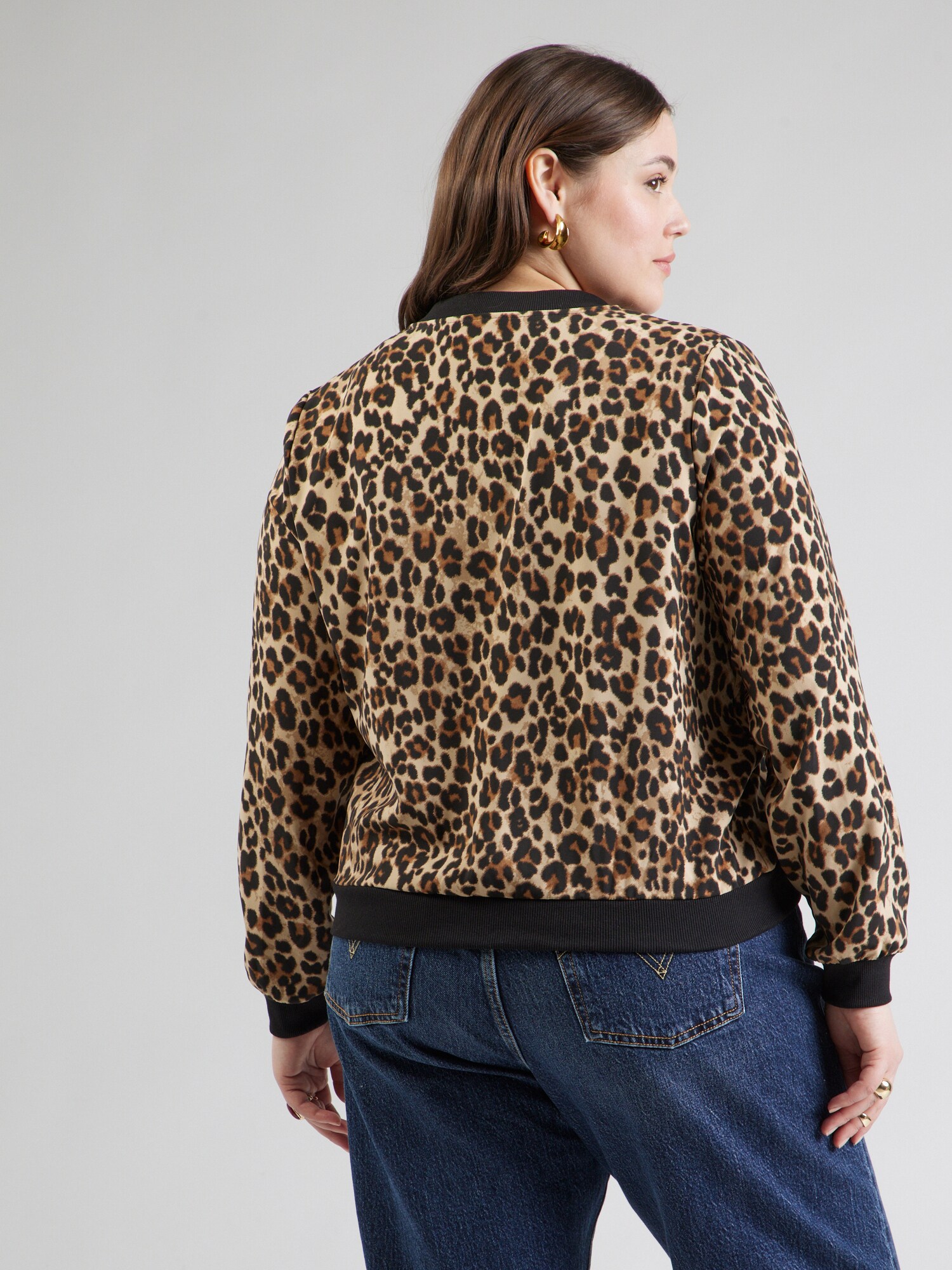 Vero Moda Curve Prechodná bunda béžová / hnedá / čierna (obrázok 3)