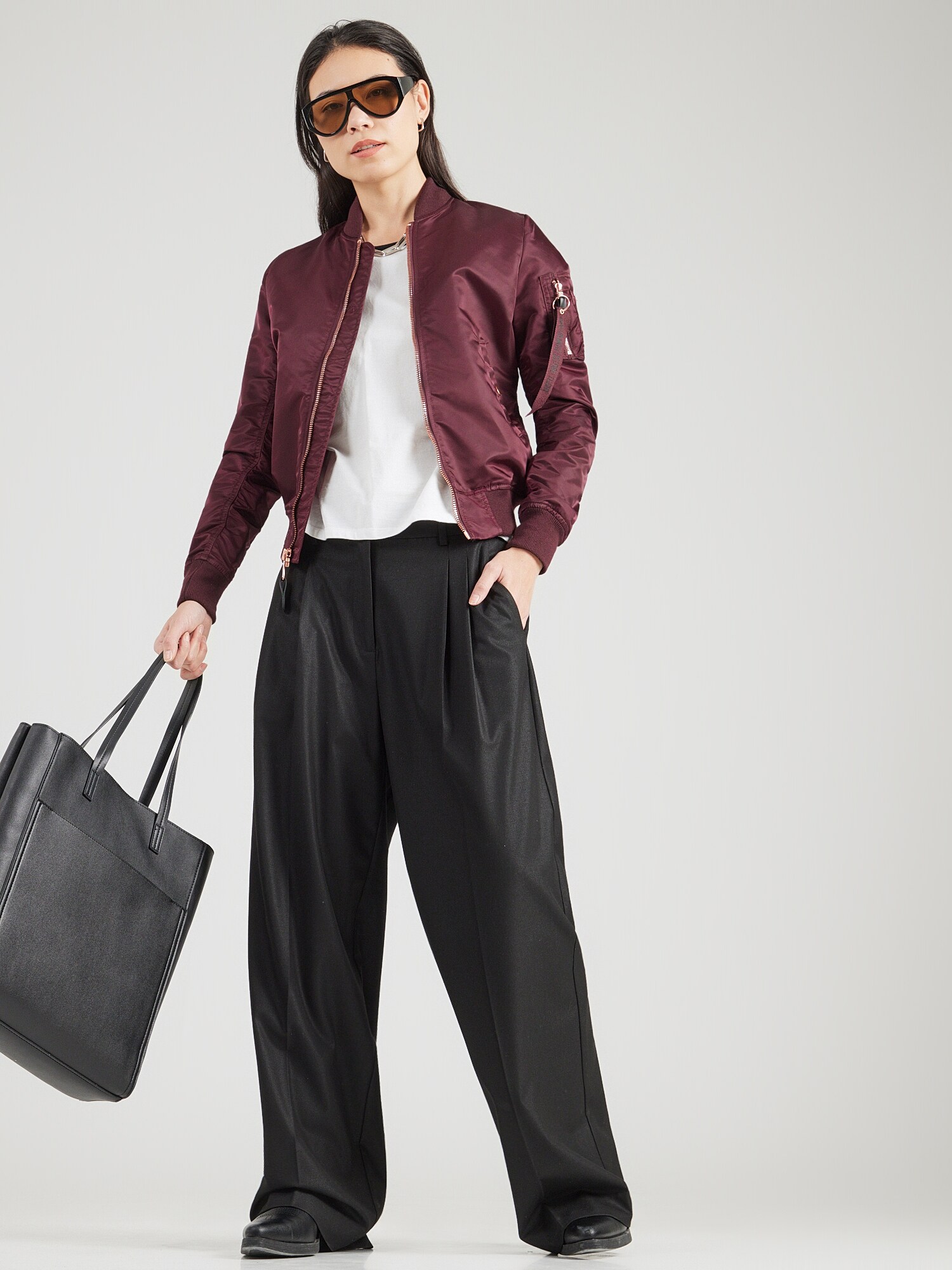 ALPHA INDUSTRIES Prechodná bunda  bordová (obrázok 4)