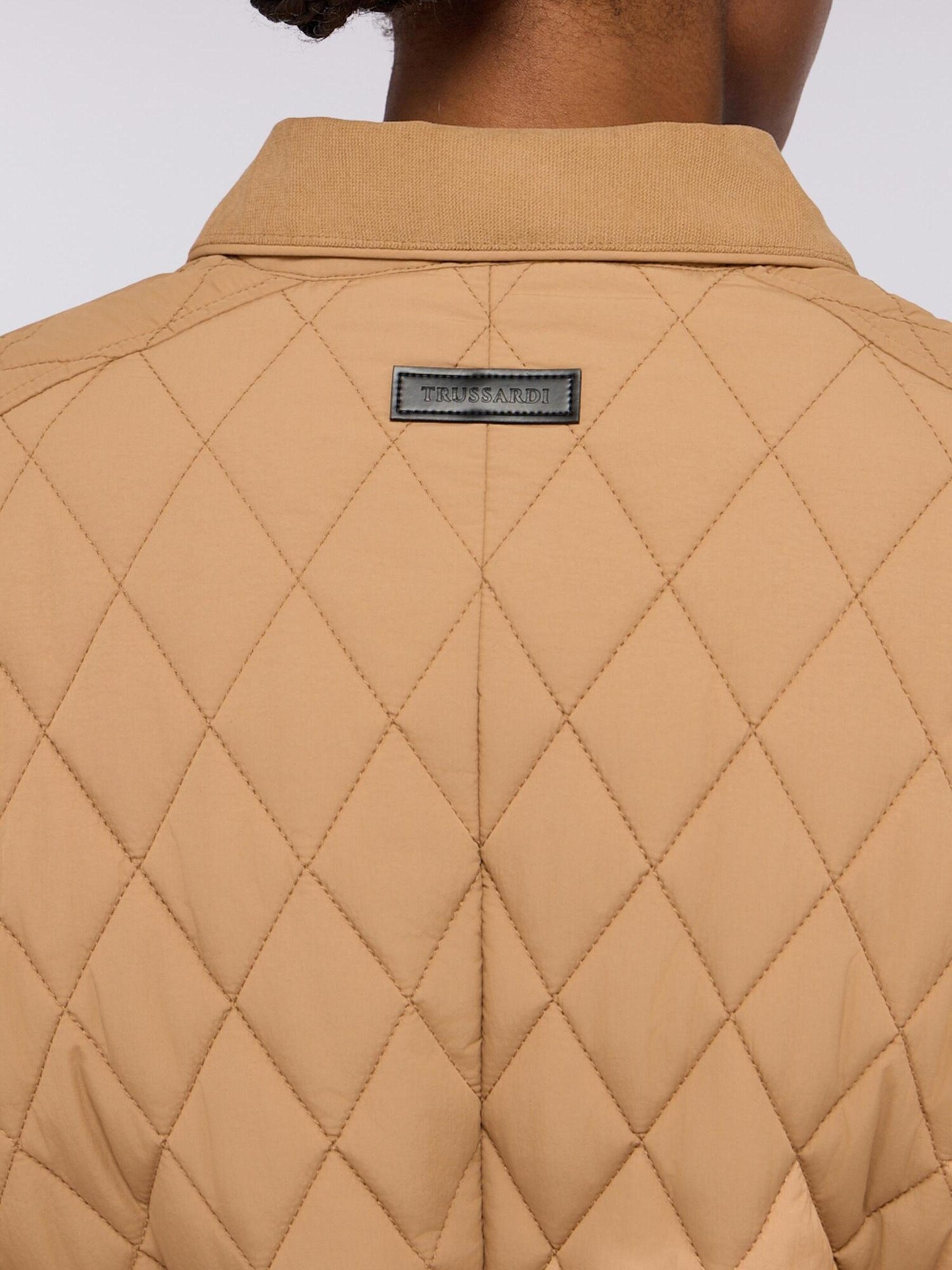 Trussardi Chaqueta de invierno  beige – imagen 4