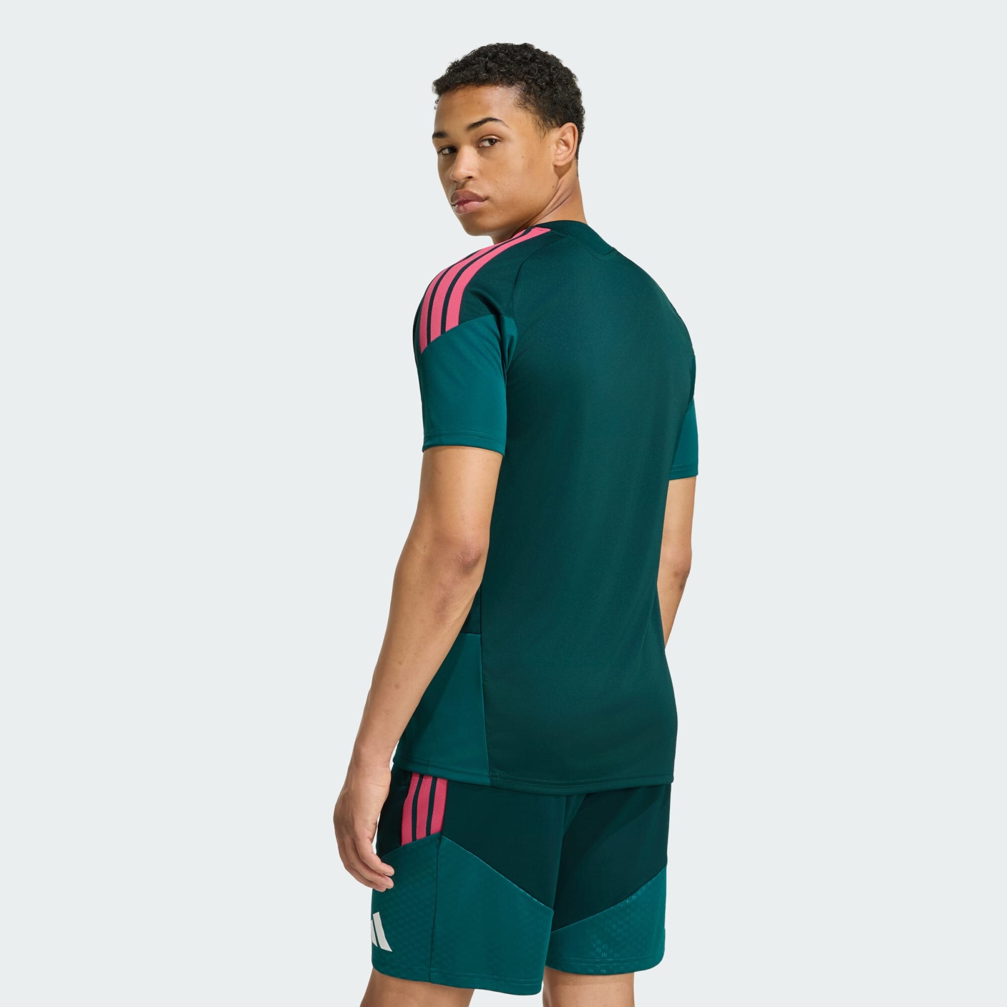 ADIDAS PERFORMANCE Camiseta de fútbol 'Real Madrid 26/27 Tiro 26 Competition'  verde oscuro / magenta / blanco – imagen 4