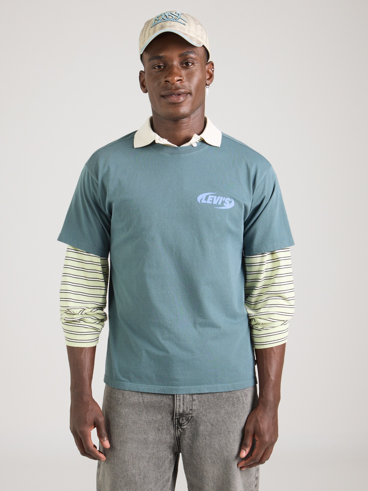 LEVI'S ® Camiseta 'Vintage Fit Gr Tee'  azul cian / azul claro / lima – imagen 4