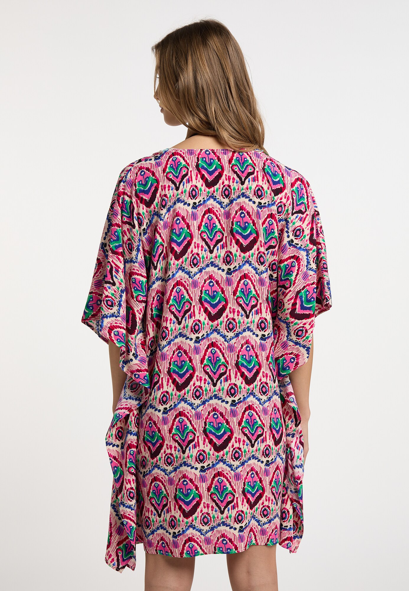 Thumbnail - IZIA Kimono