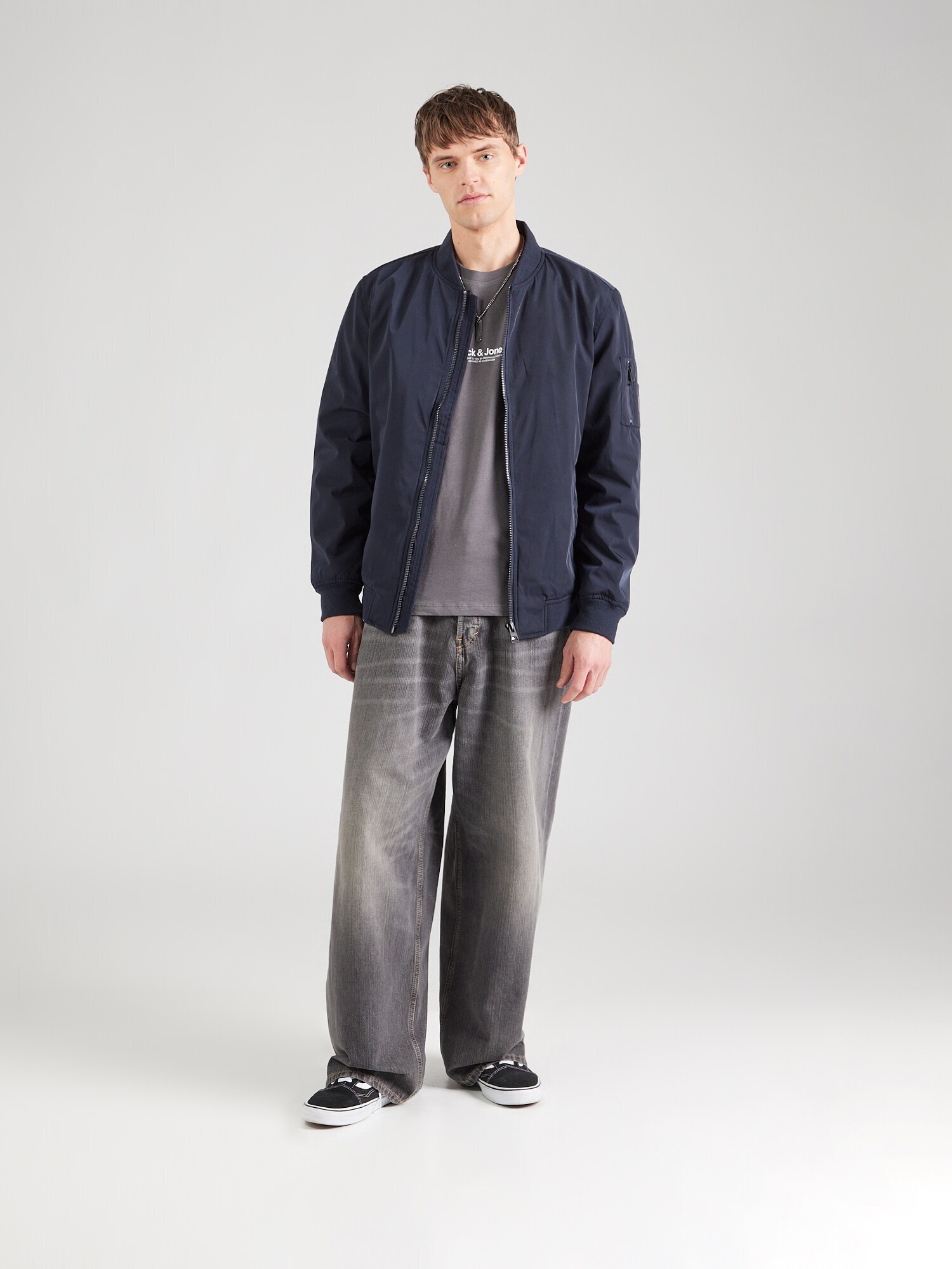 JACK & JONES Tričko 'JWHVESTERBRO' tmavosivá / biela (obrázok 4)